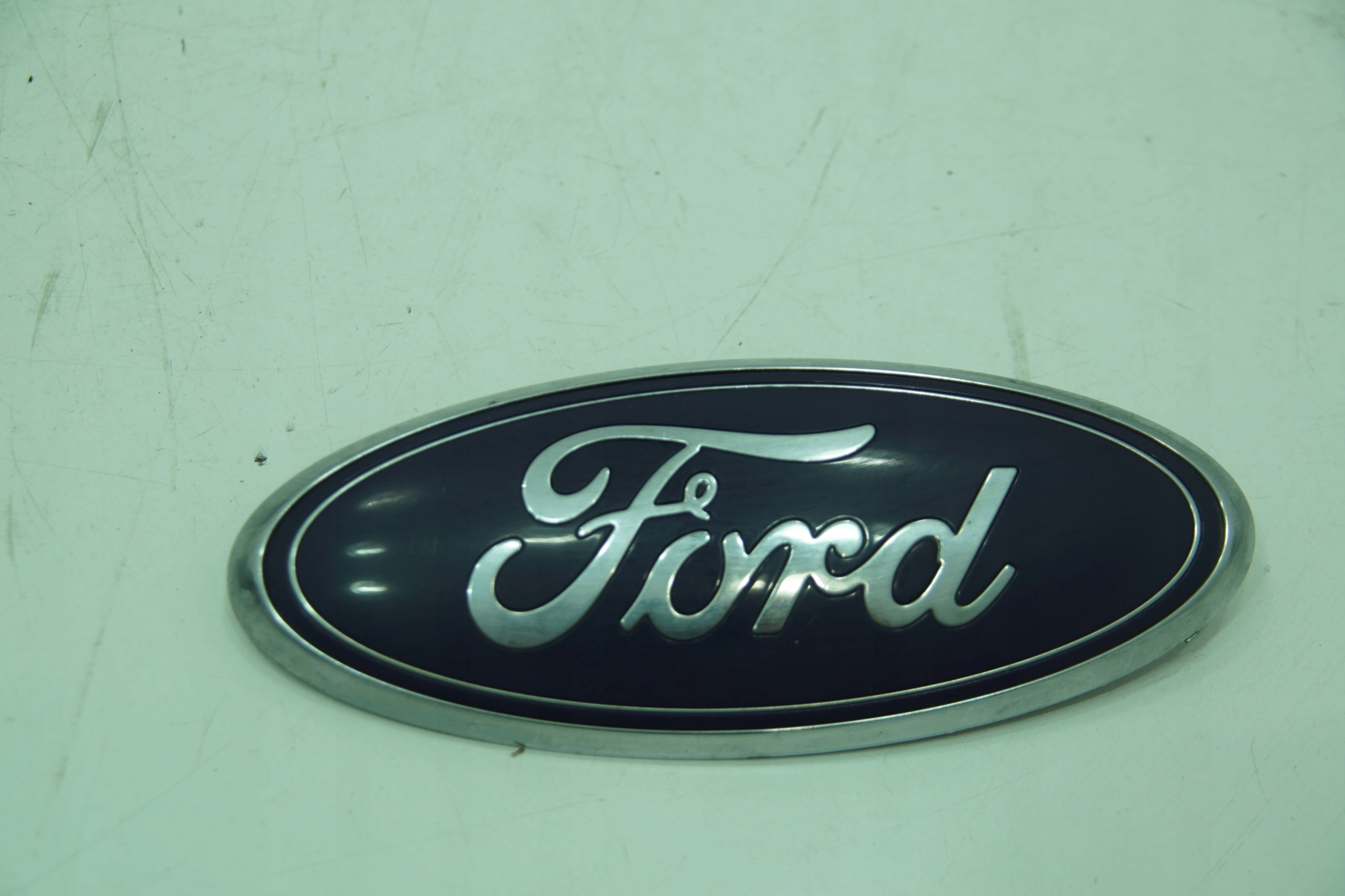 ЕМБЛЕМА ЗНАЧЕК ЛОГОТИП КРЫШКИ 2016 -2019 FORD EXPLORER