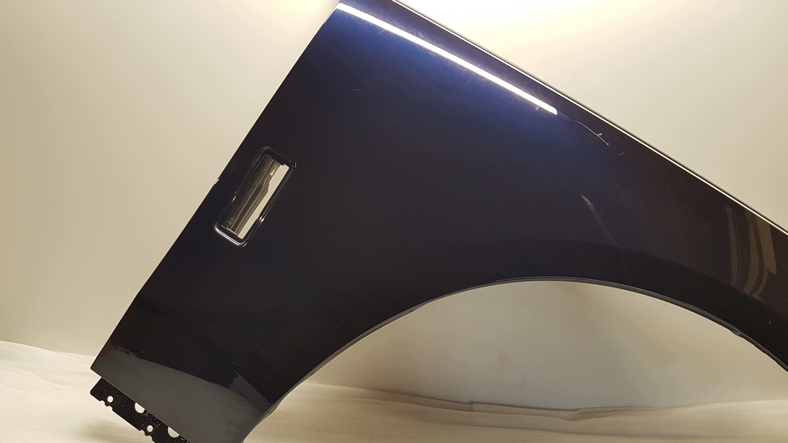 fender front right ROLLS ROYCE GHOST II RR21