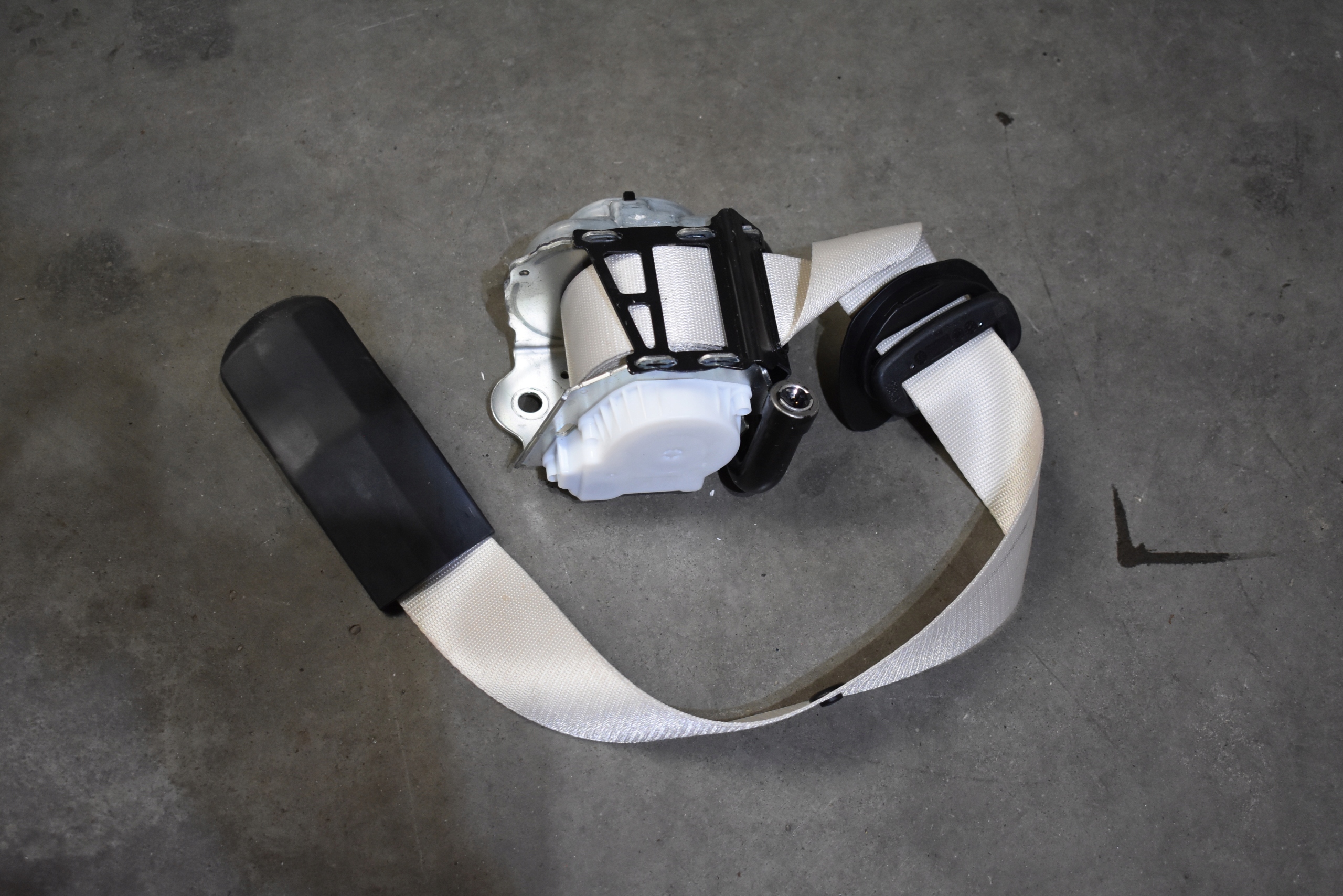 IDEALNY Gurten Sicherheits II RZAD links BMW G07 1