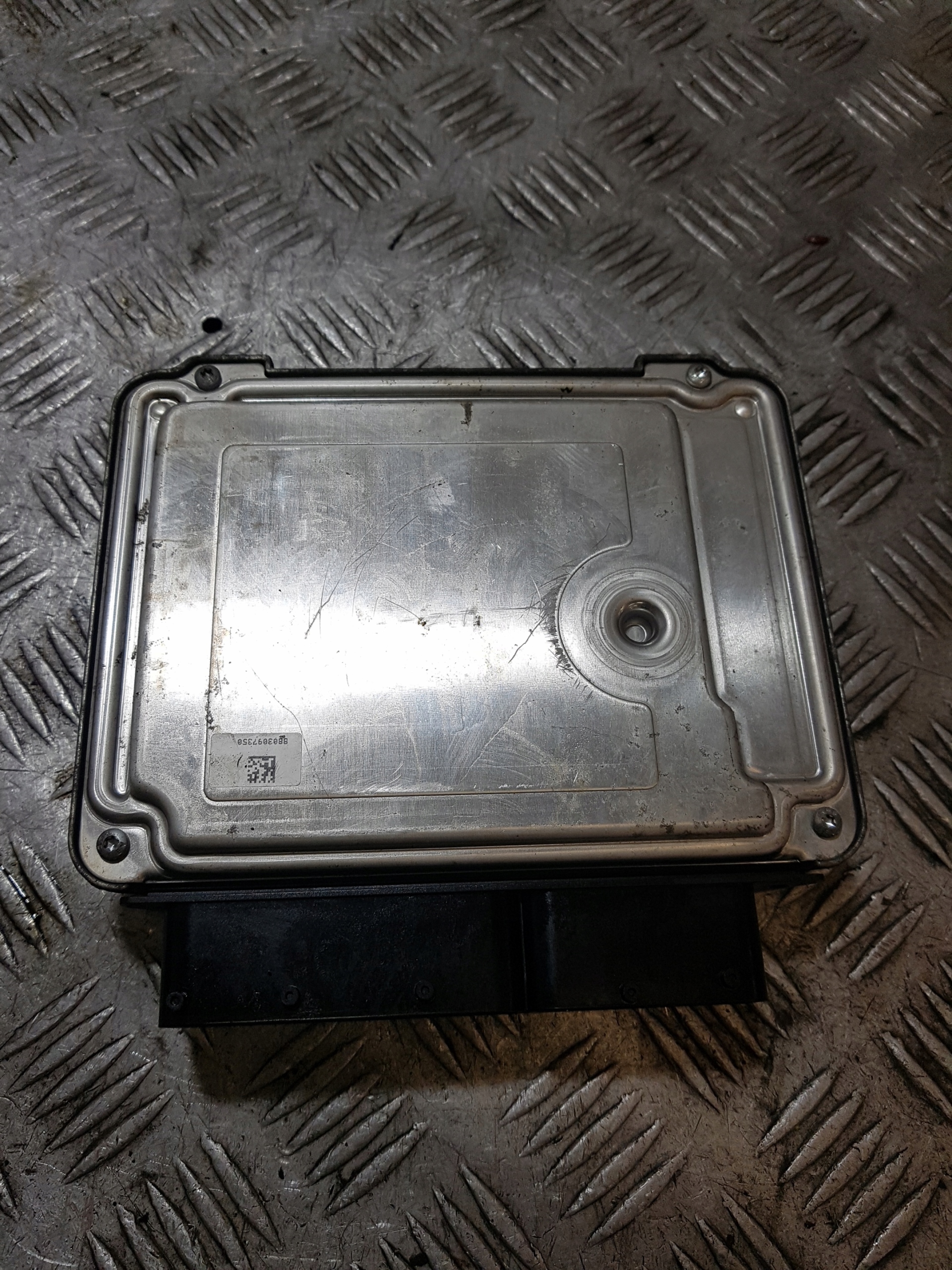 computer of the engine control unit SKODA SUPERB 2 03G906021QP 0281014113