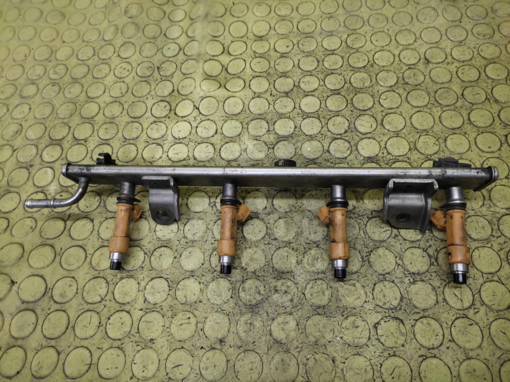 SUZUKI SWIFT IV MK6 1.5 Rampe injection 2975000120