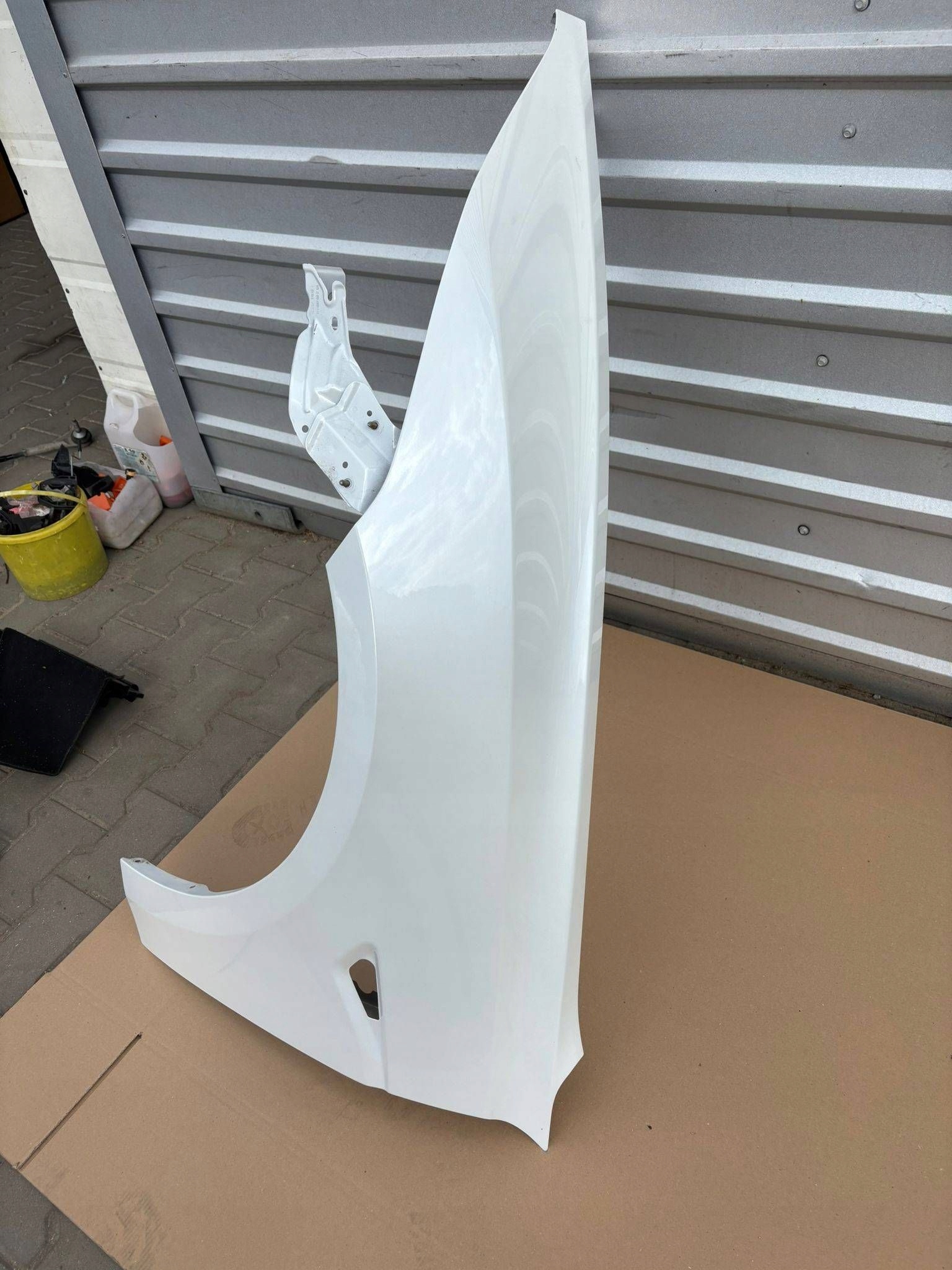 Tesla Model 3 Highland 2024 Błotnik Lewy Przód PPSW