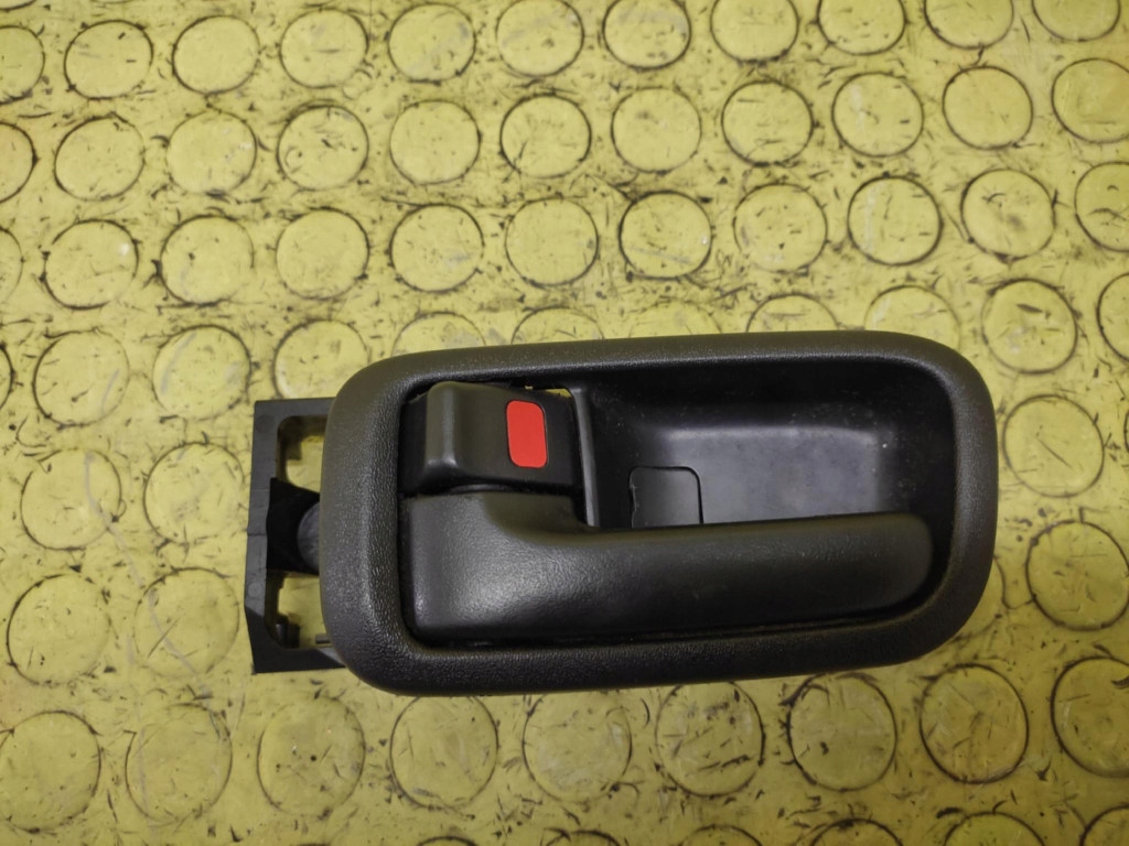 TOYOTA RAV4 II handle inner left rear part 6920630150