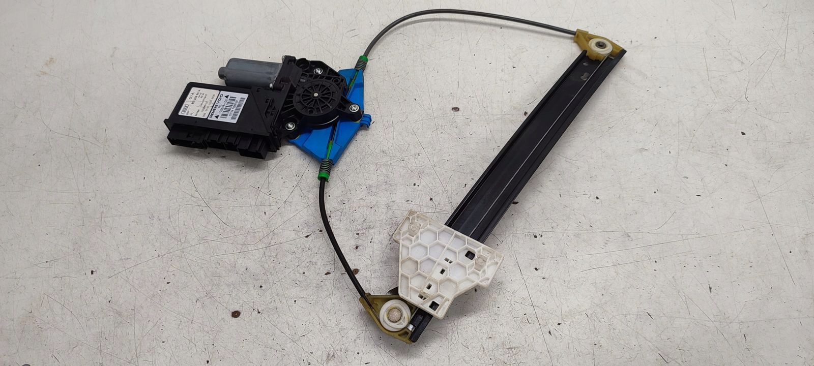 window regulator left rear part mechanism Audi A4 B7 2,0 TDI