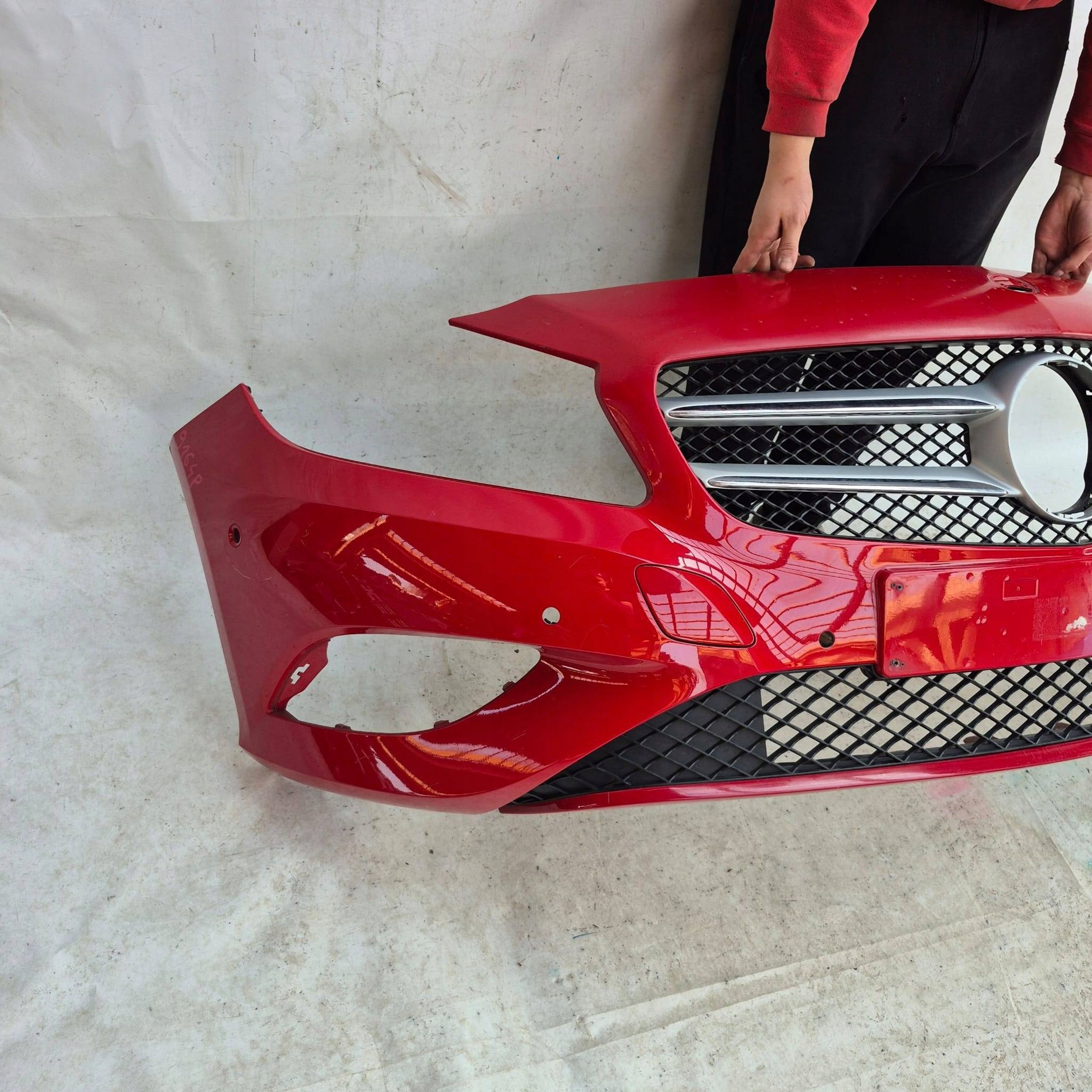 MERCEDES A KLASA W176 12- bumper front front PDC