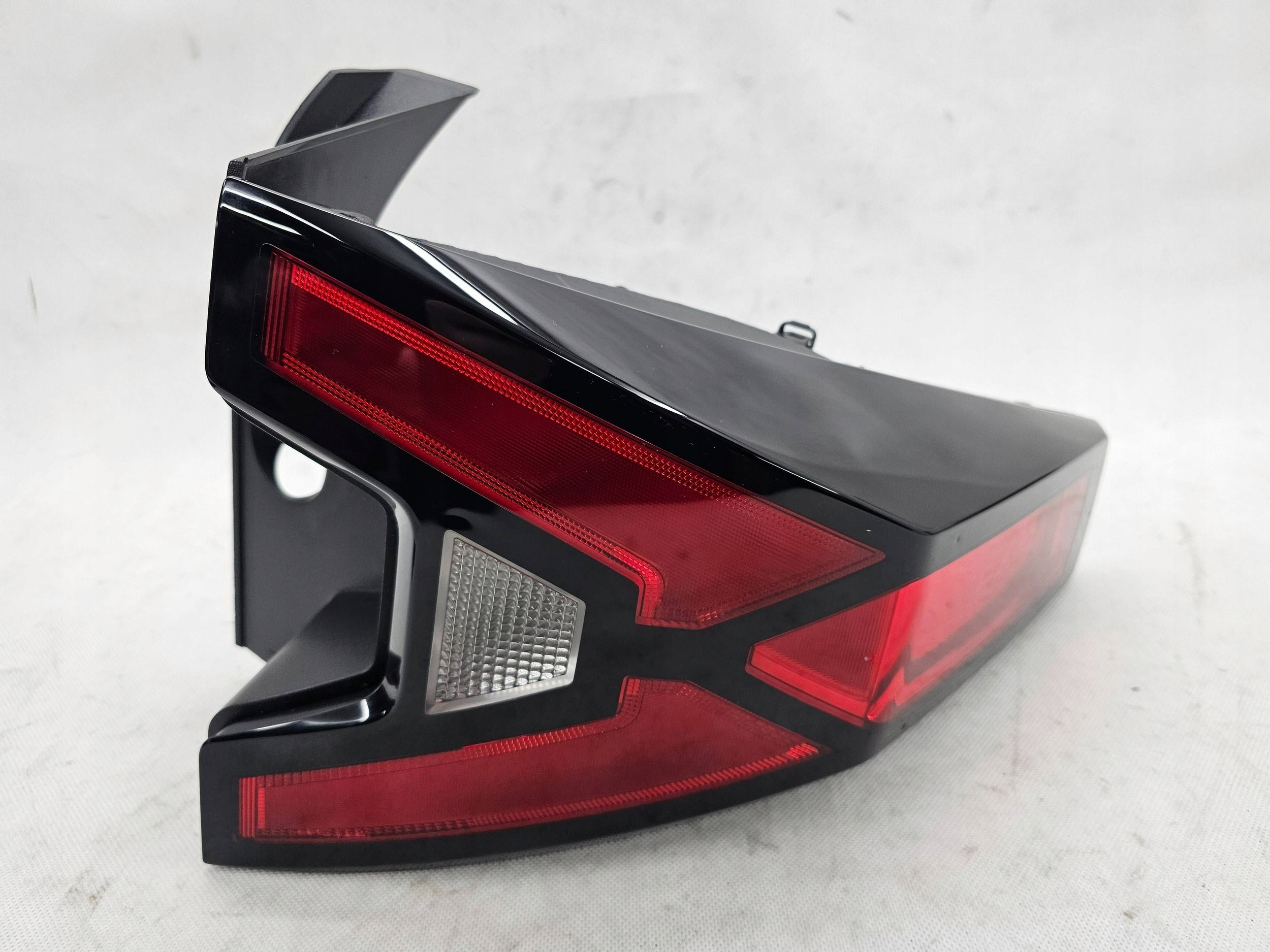 DACIA DUSTER III 3 2024+ LAMPA TYŁ TYLNA PRAWA 265505416R