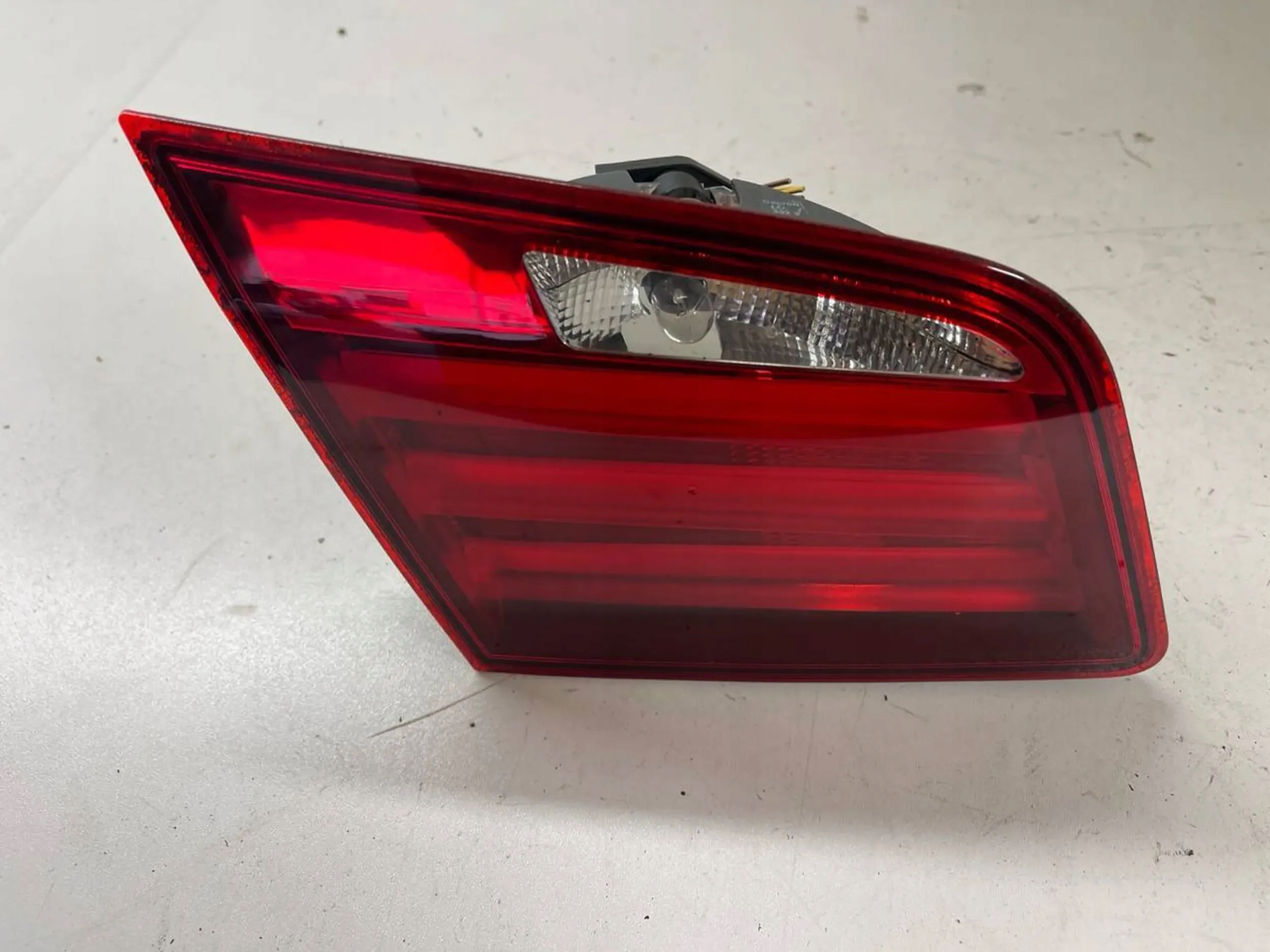 BMW 5 F10 F11 2012 Tył strona lewa Lampy tylne