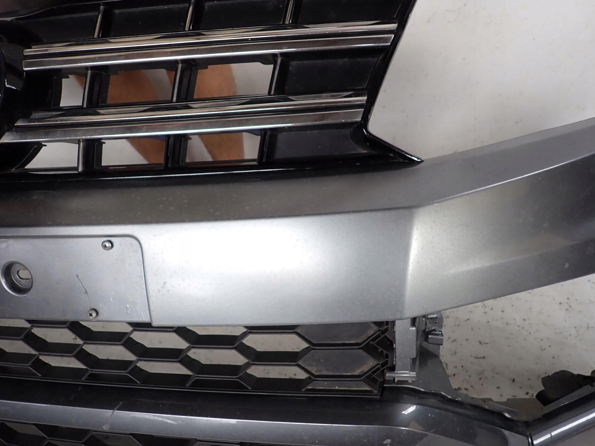VW AMAROK and 1 LIFT 16-20 bumper front front