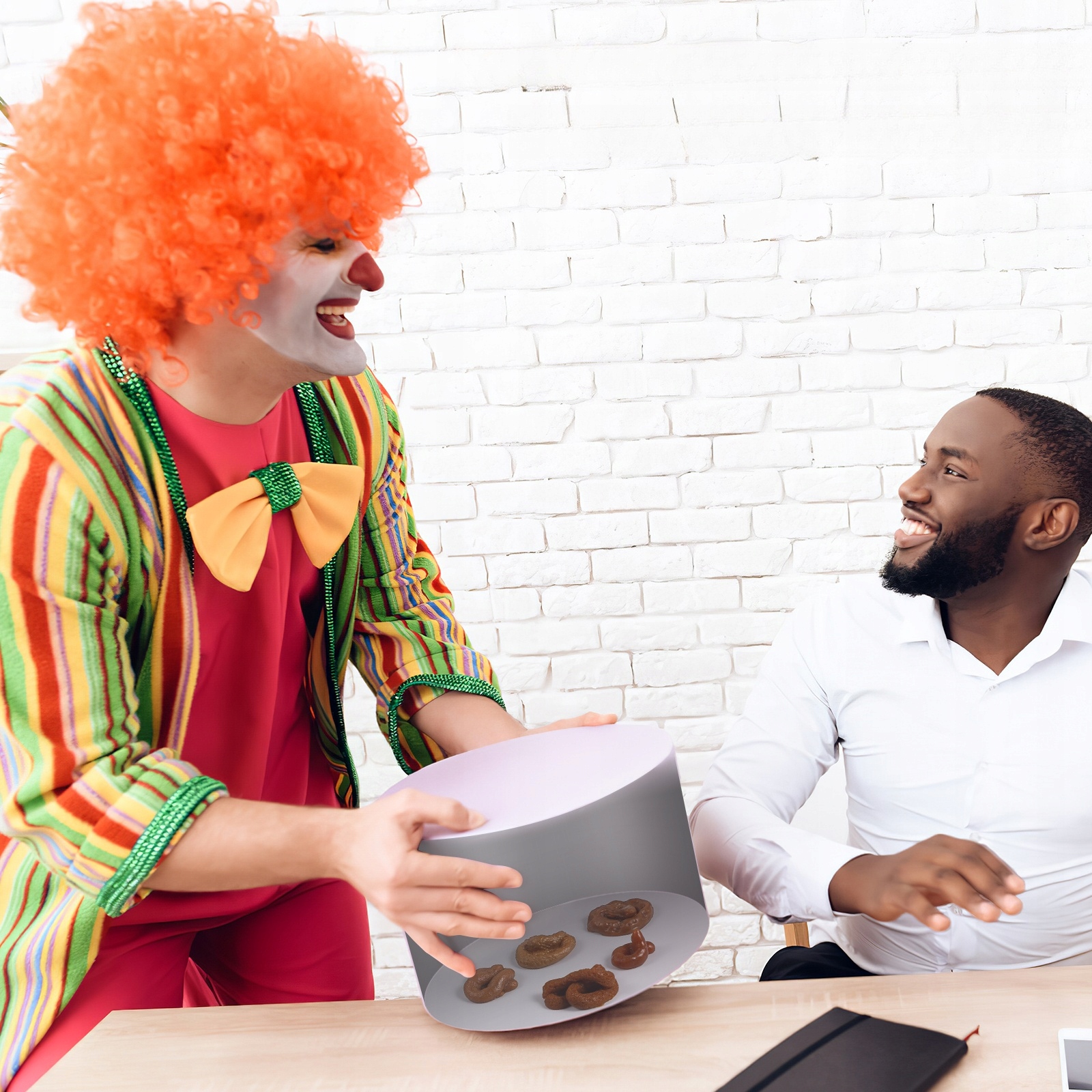 FESTIWAL FAŁSZYWEJ LUDZKIEJ KUPY ZABAWKA Materiał inny