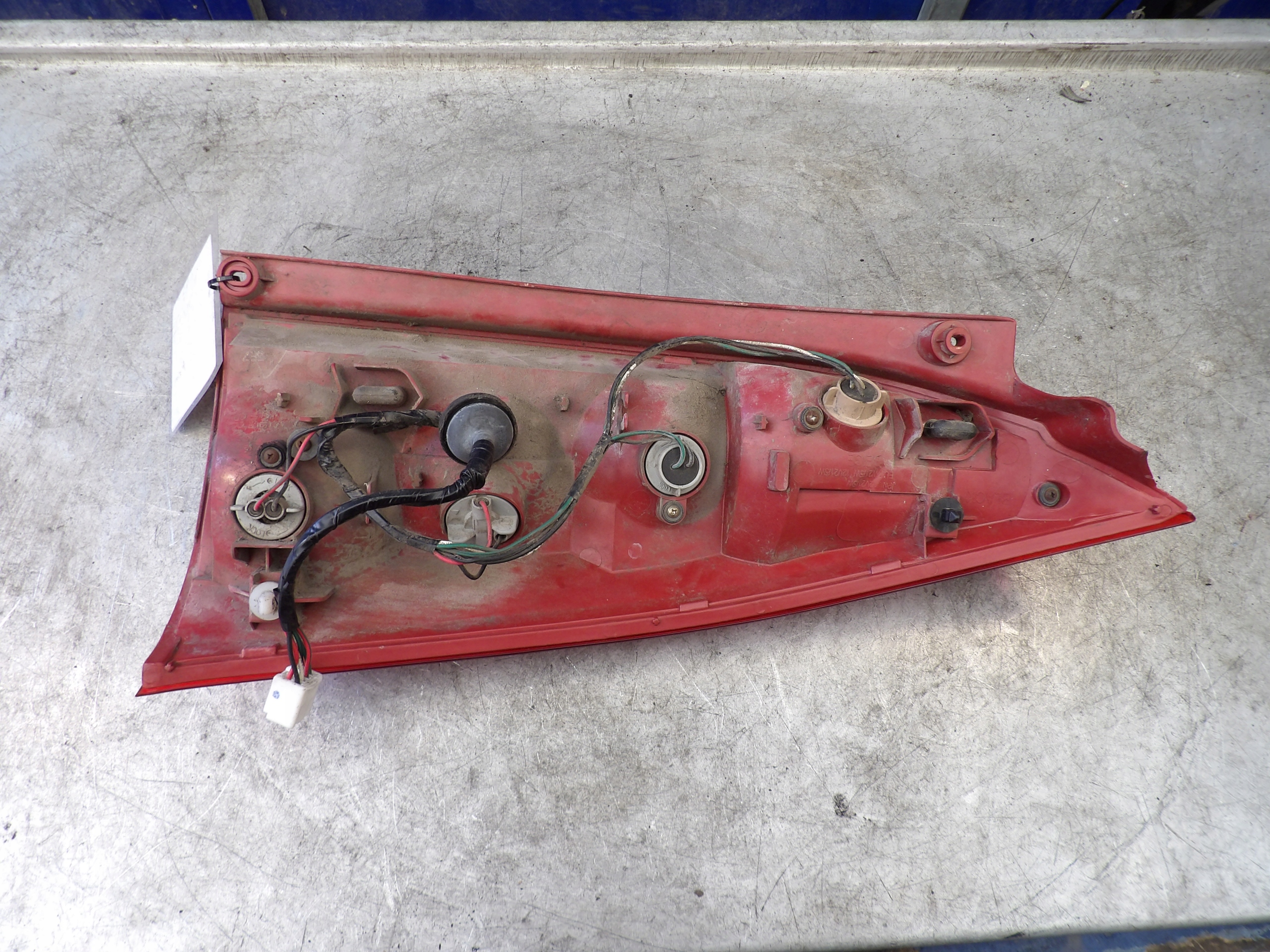 Mazda Premacy Licht hinten links