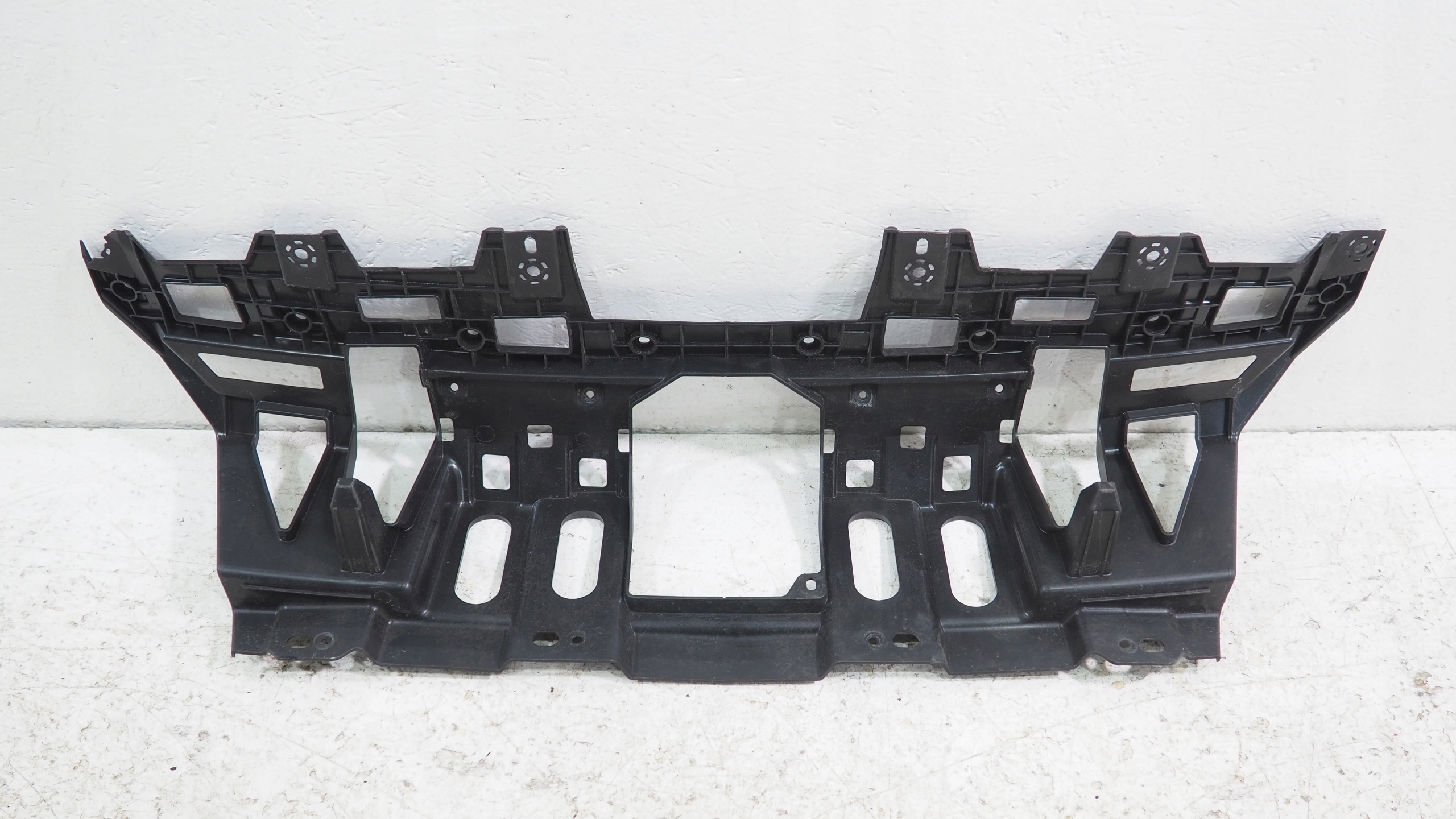 Polestar 2 Traversa grilla 6608190687 80020107