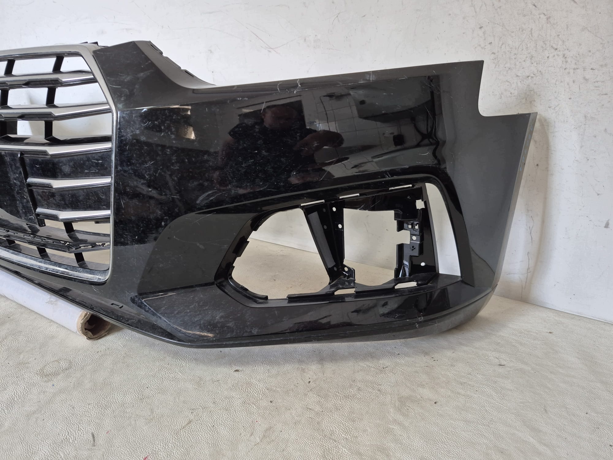AUDI A5 8W 8W6 ZWYKLY 16- bumper front front without DZIUR 8W6807437