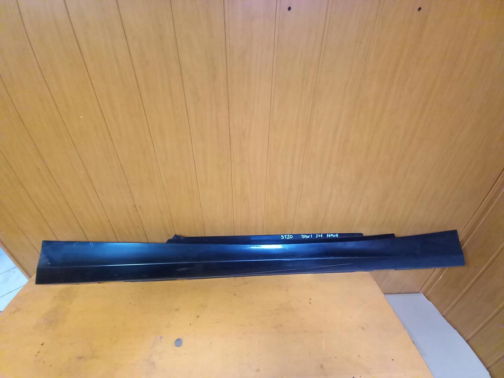 moulding threshold right BMW SERIA 1 E81 3D 07-11