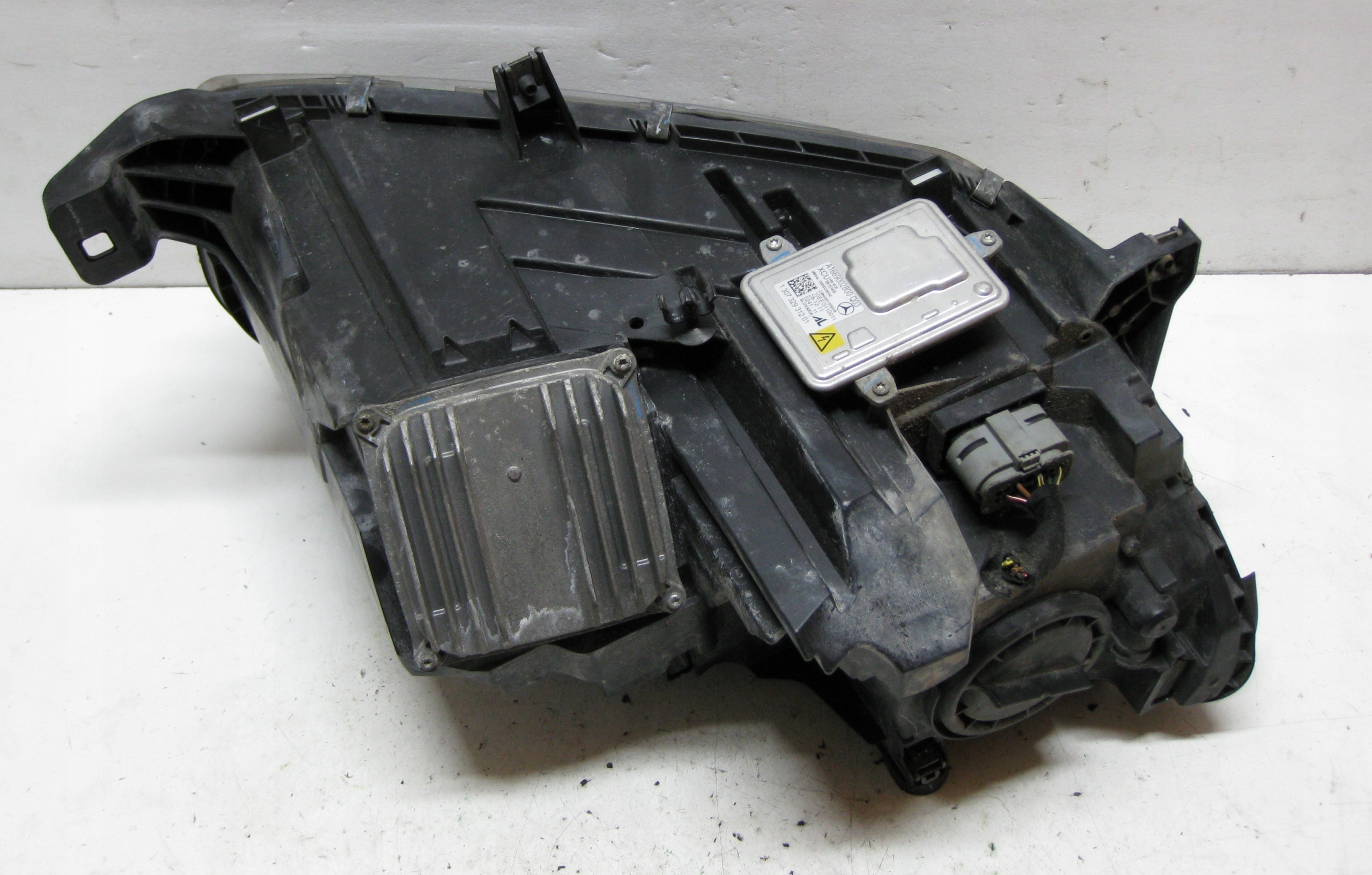 MERCEDES ML W166 3.0 CDI 12R light left front XENON LED positioning A1668203961
