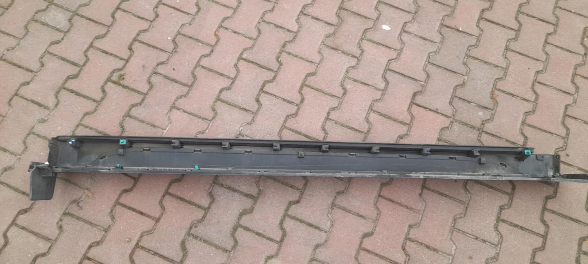 moulding threshold left HYUNDAI TUCSON III 87753-D7100