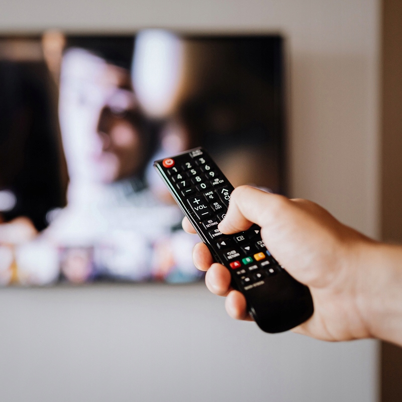 PILOT DO TV SAMSUNG UNIWERSALNY SMART LED/4K/UHD Kolor dominujący czarny