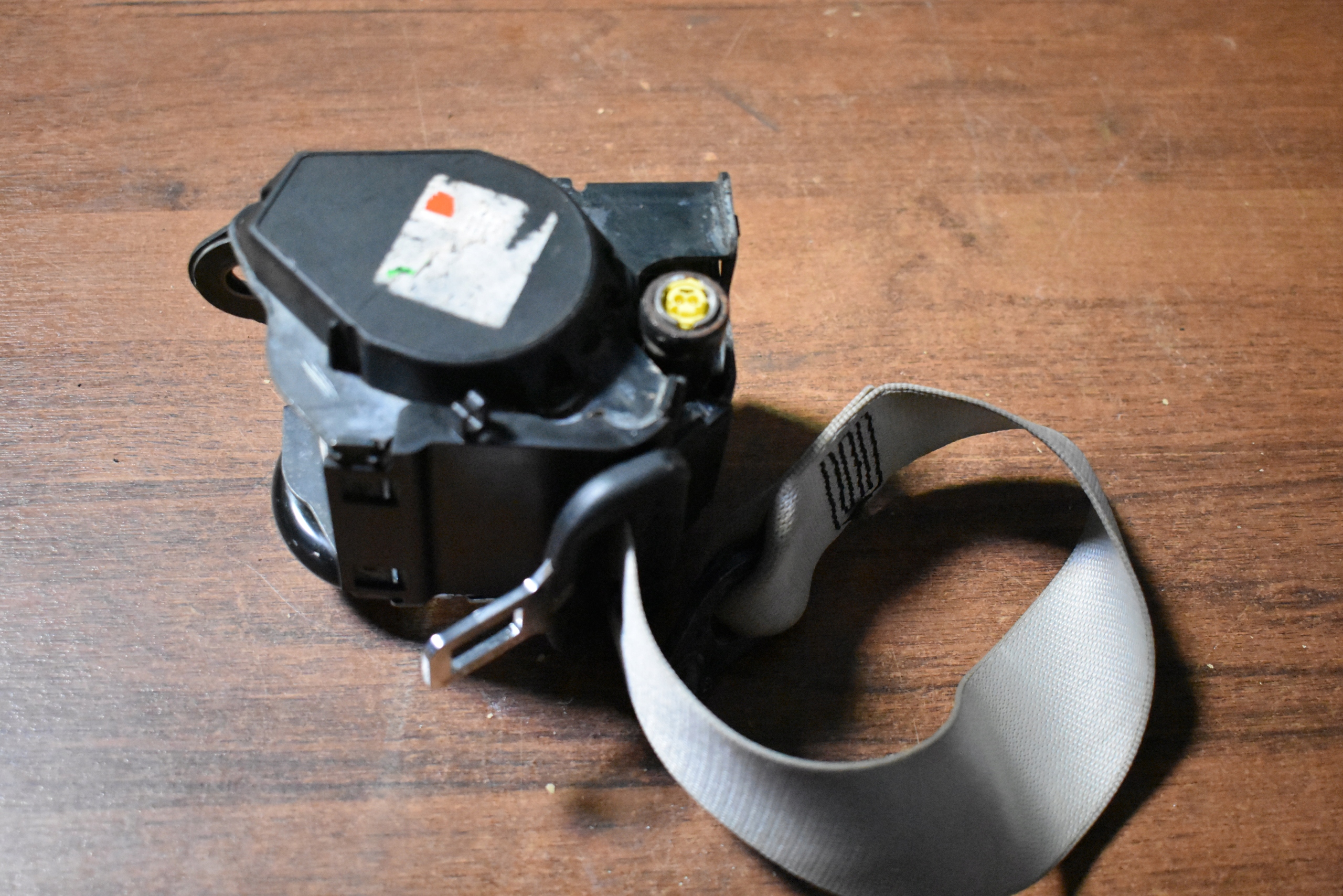 GURTEN SPANNER HINTEN PORSCHE PANAMERA 971 GRAU 1