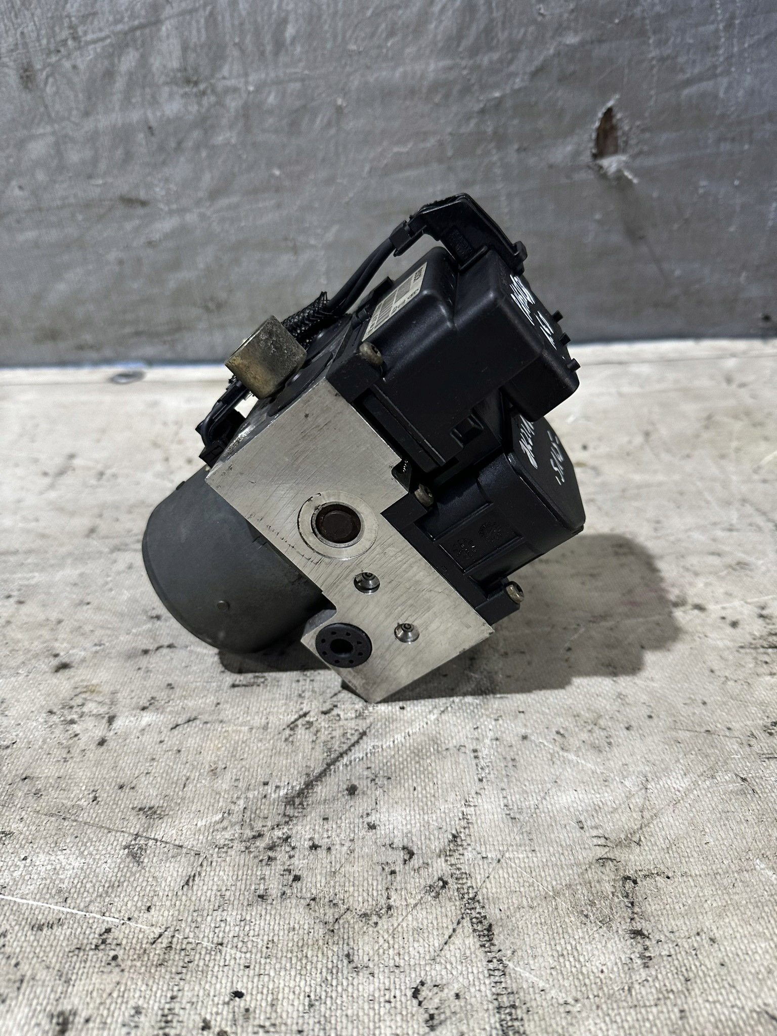 Pompa ABS VOLKSWAGEN VW PASSAT B5 1.6B 0265216559