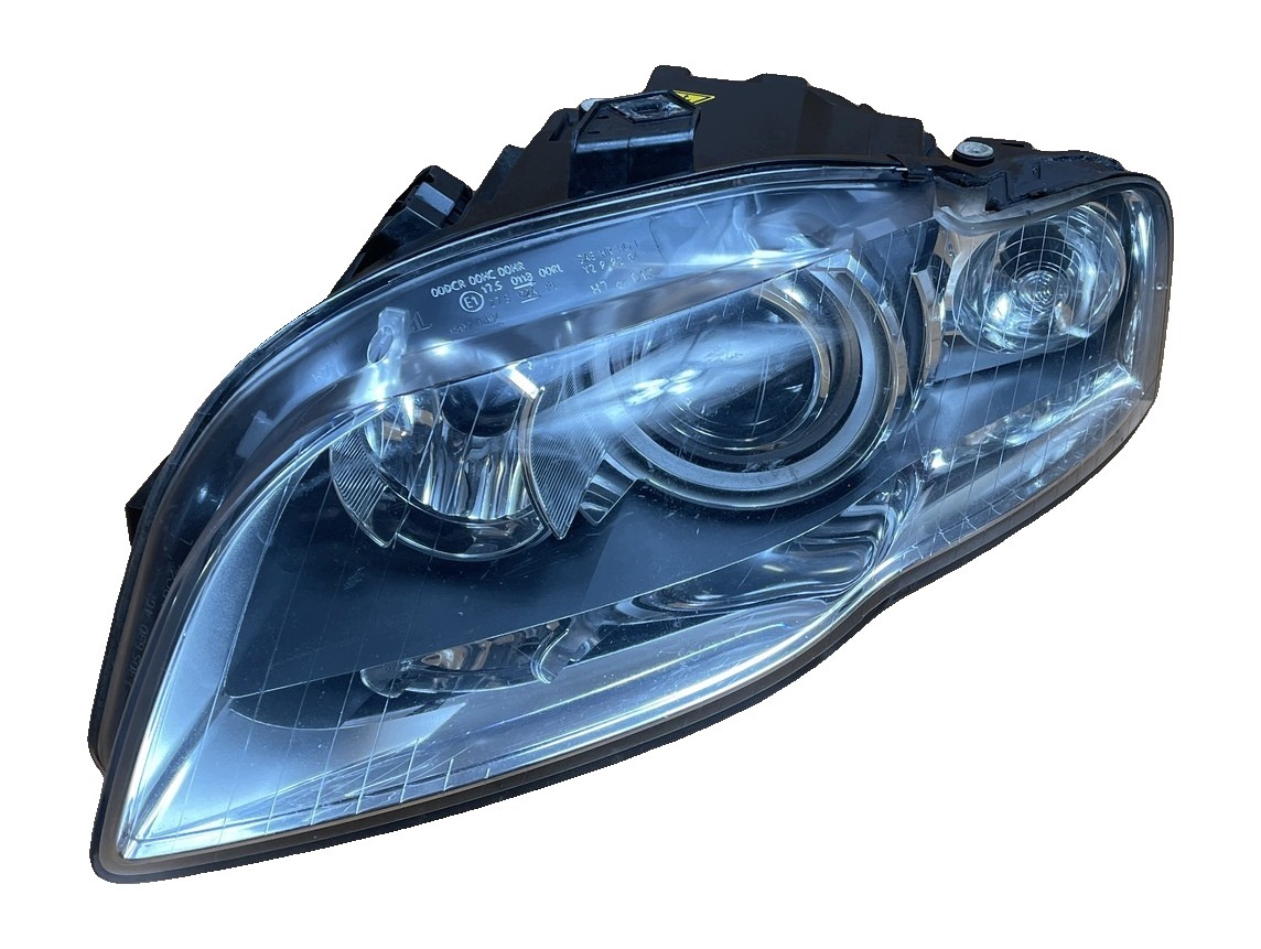 AUDI A4 III B7 8E 2004- REFLEKTOR licht vorne links BI-XENON 8E0941003BM