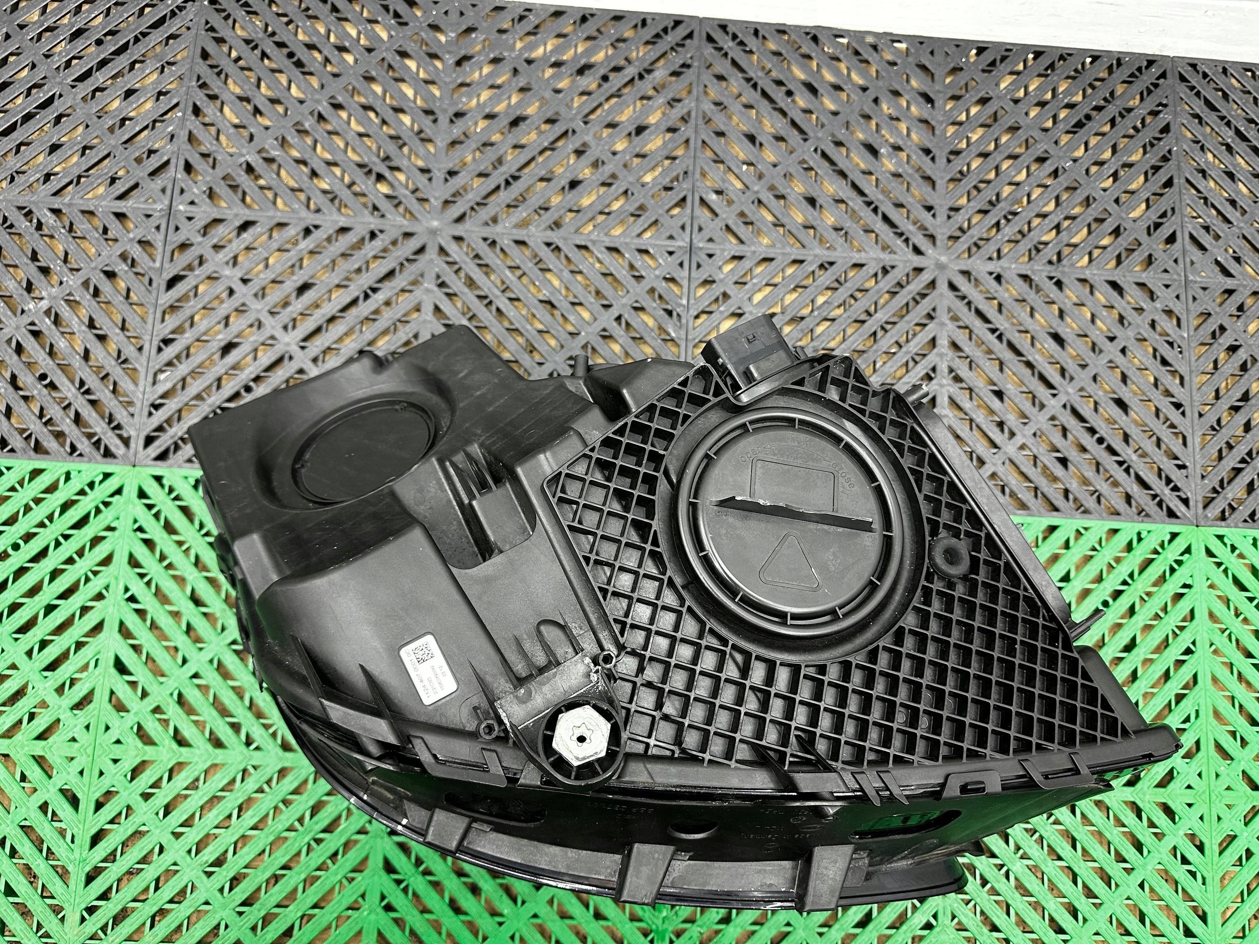 light front side left Mercedes-Benz GLC X253 C253 A2539064903