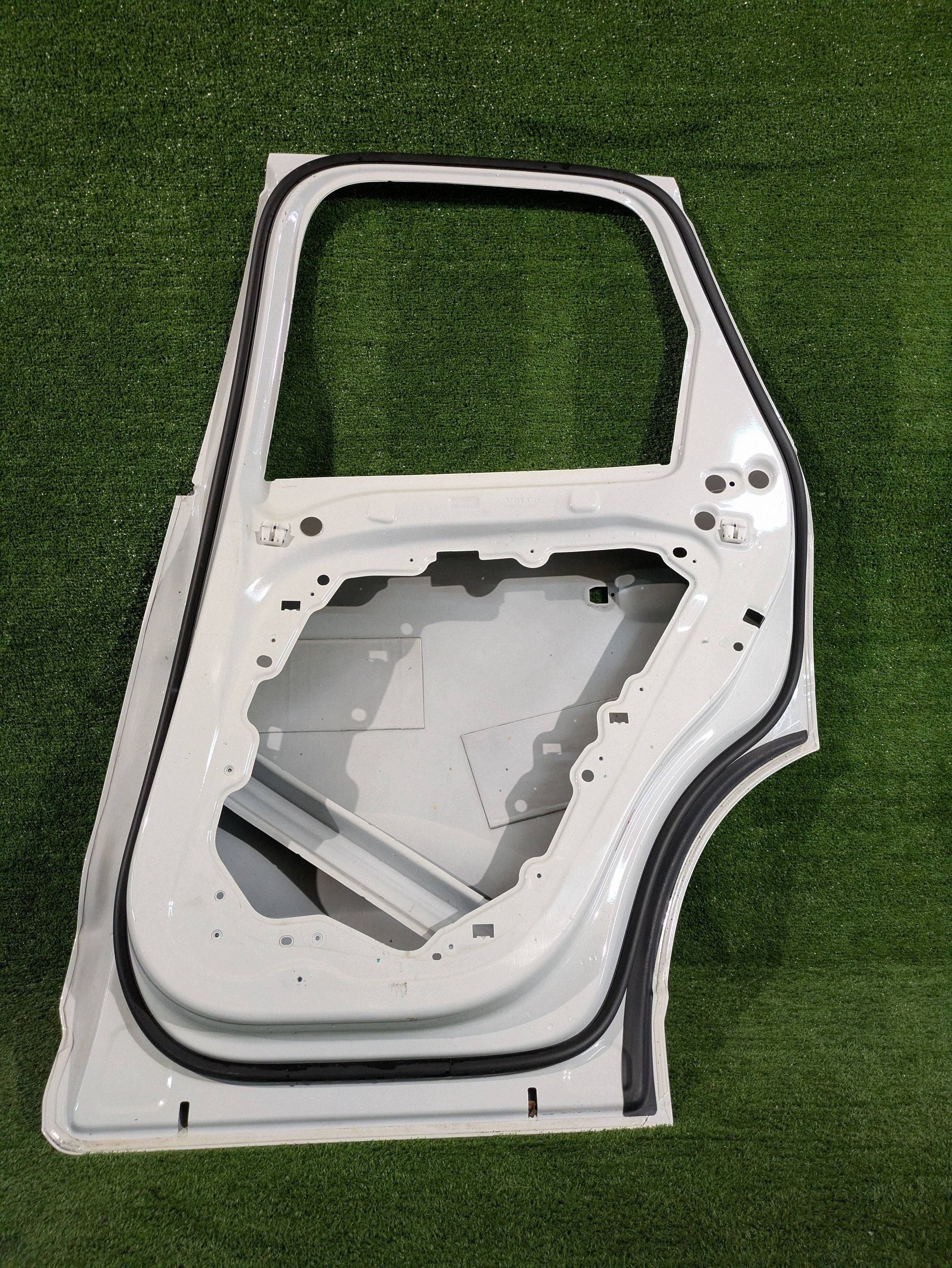 door rear. right right rear part VOLVO XC60 II NR.D4855
