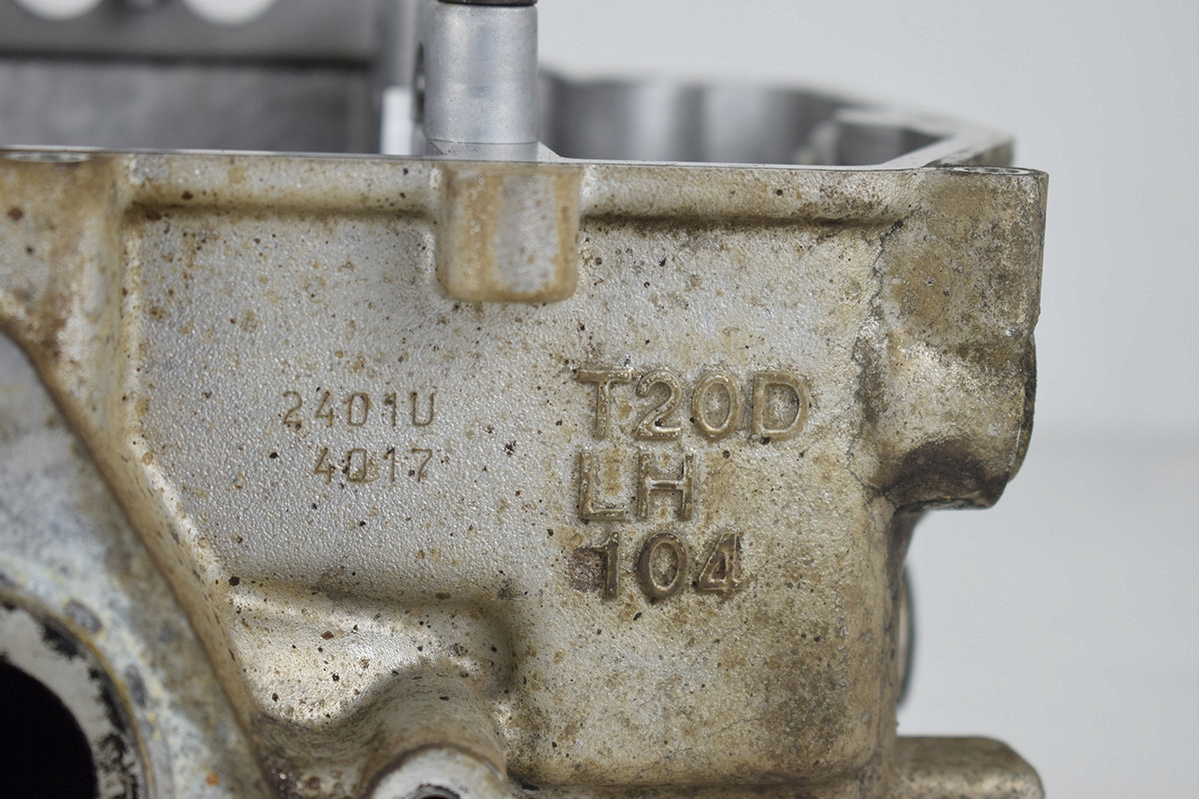 head. of the engine left SUBARU LEGACY 2.0D