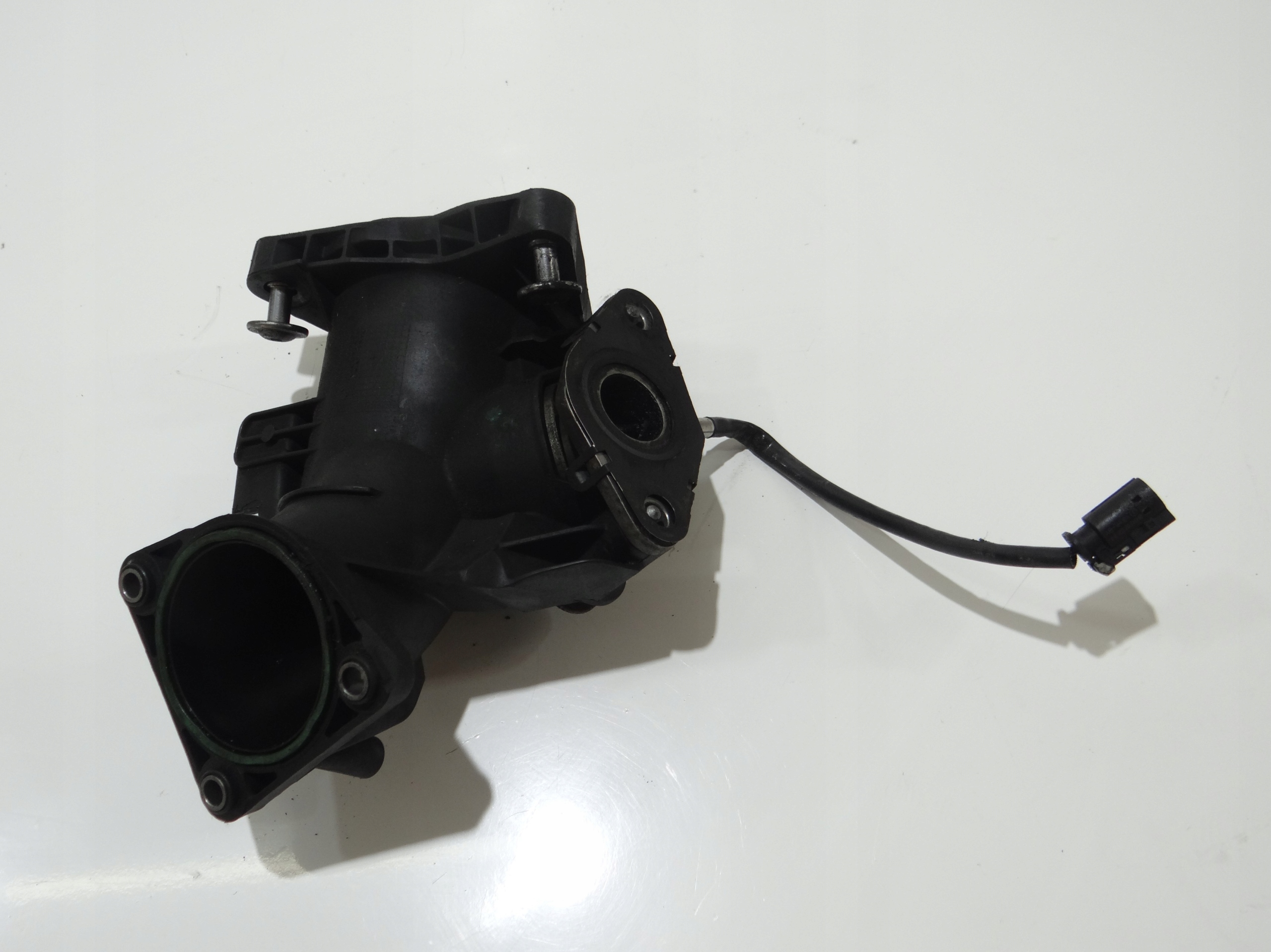 Rohrbogen der Ansaugbrücke BMW F10 N47 7807991