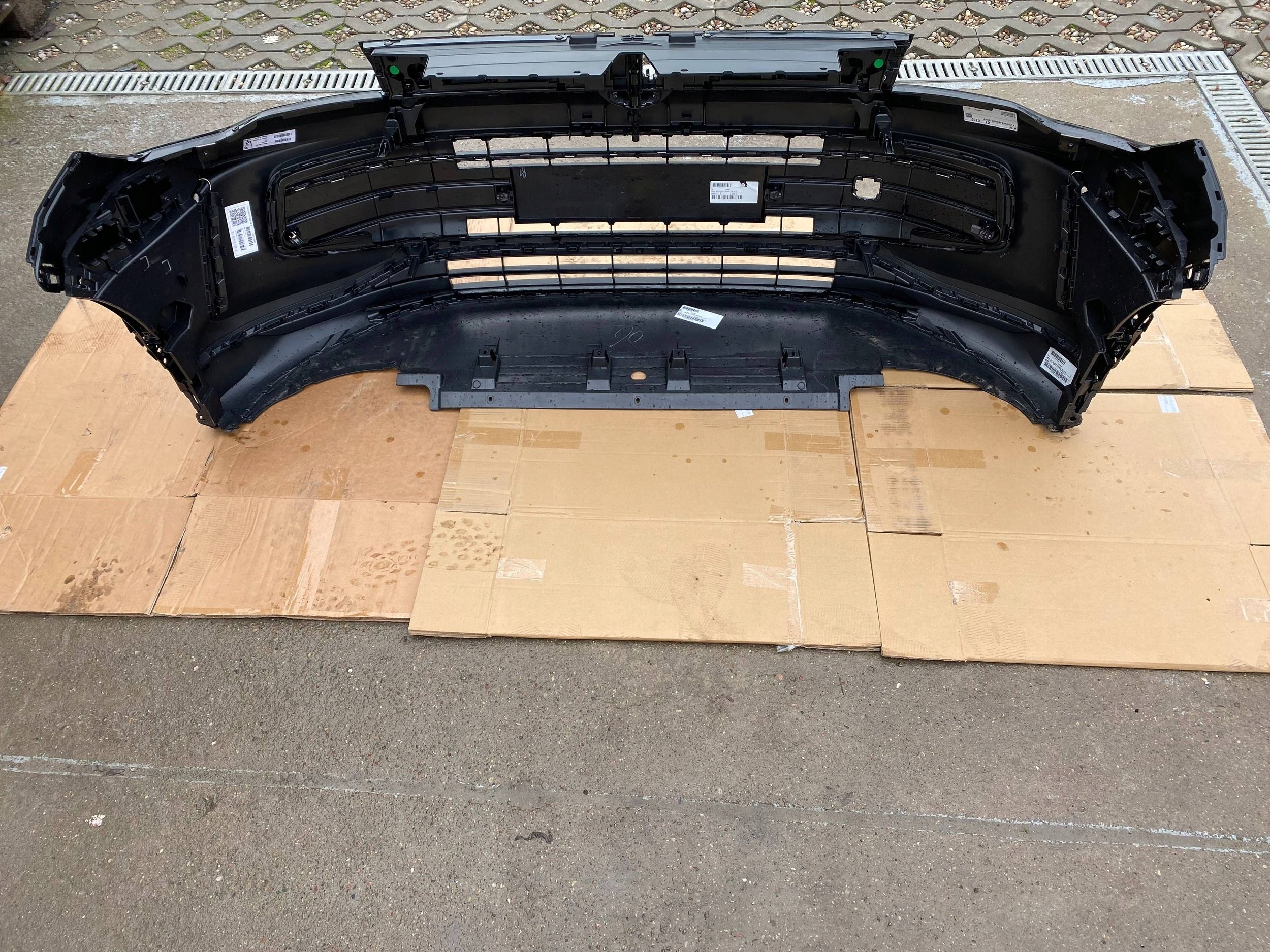 VW TIGUAN III 571 complete bumper front front grill LED 6x PDC LY9T