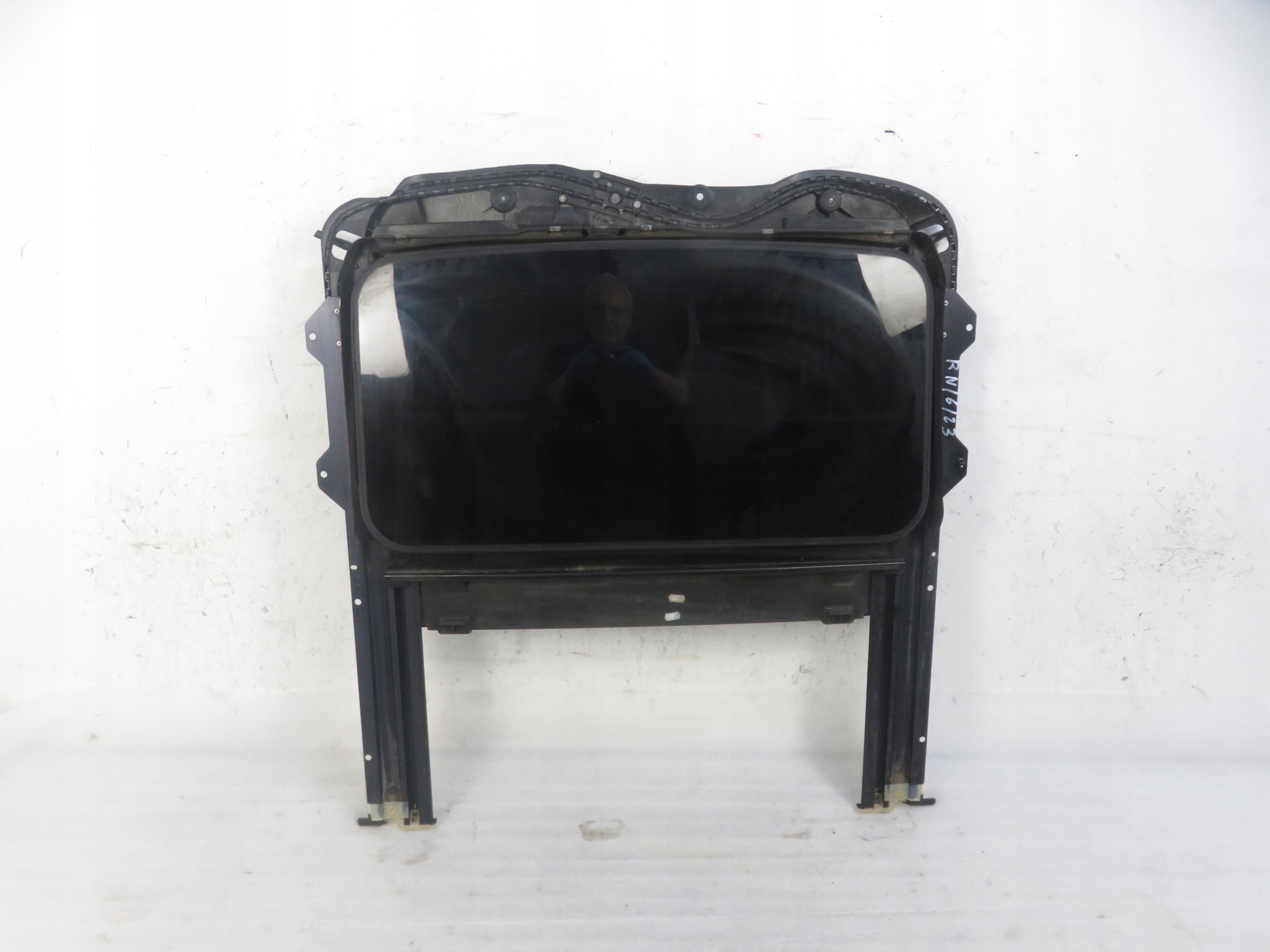 Люк Range ROVER L320