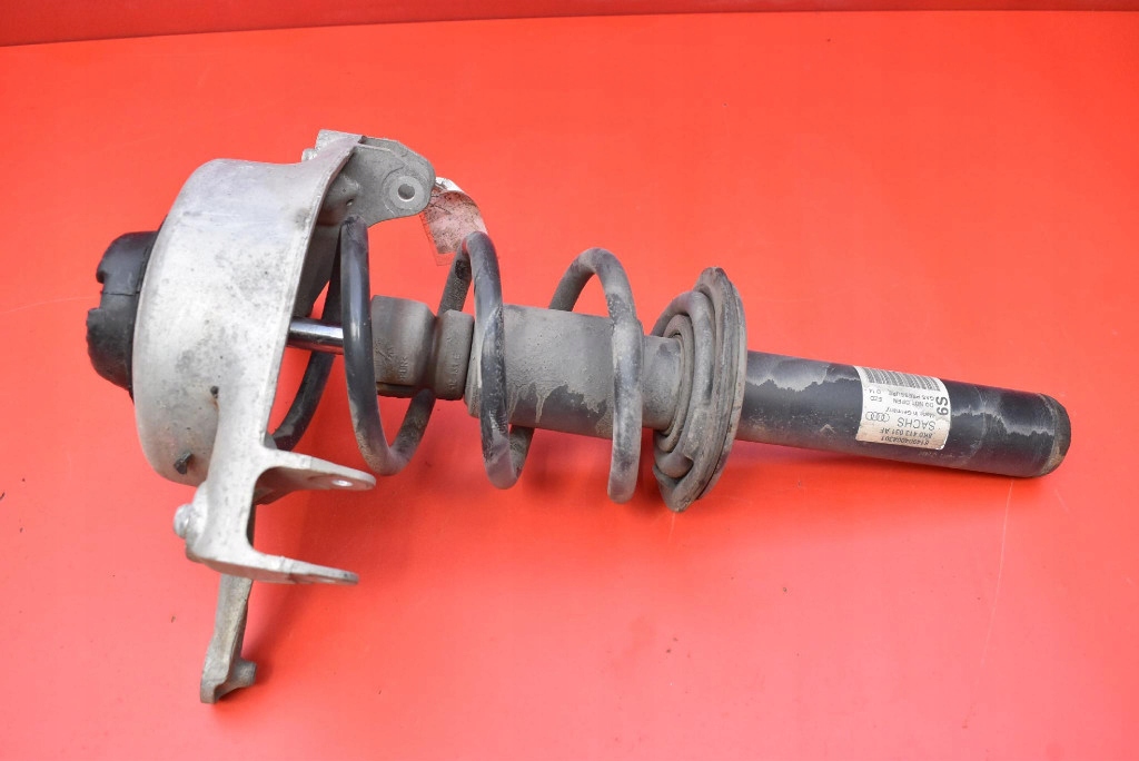 shock absorber right front 8K0413031AF AUDI A4 B8 2.0 TDI 143 KM 07-11