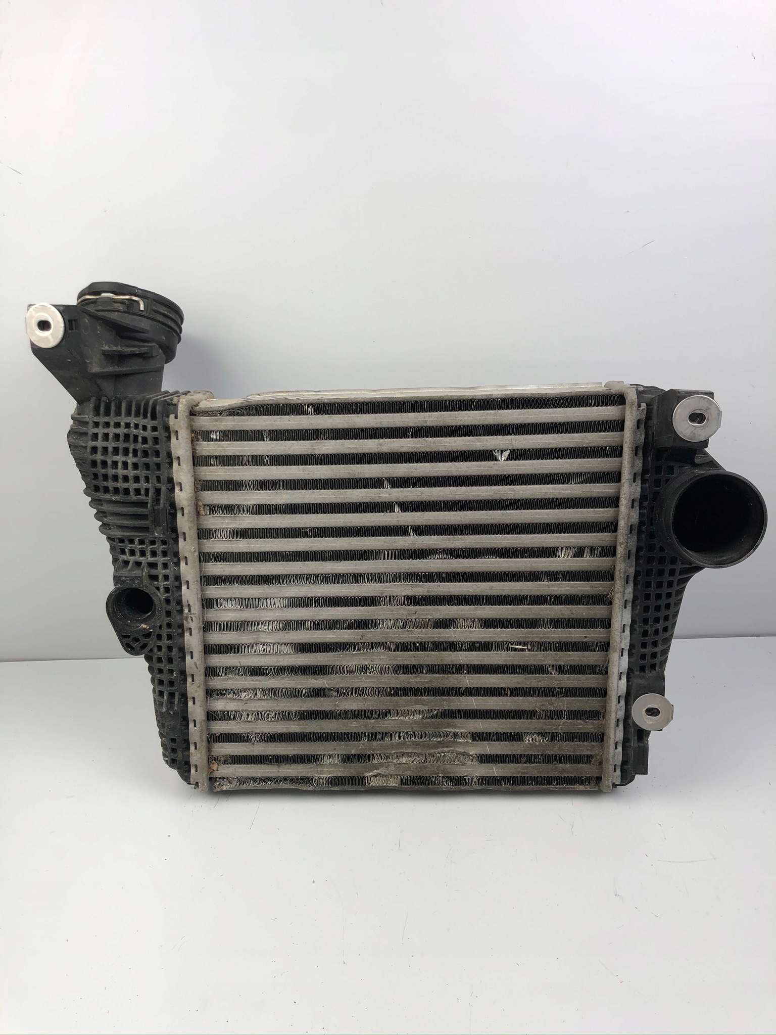 radiator intercooler PORSCHE MACAN TURBO