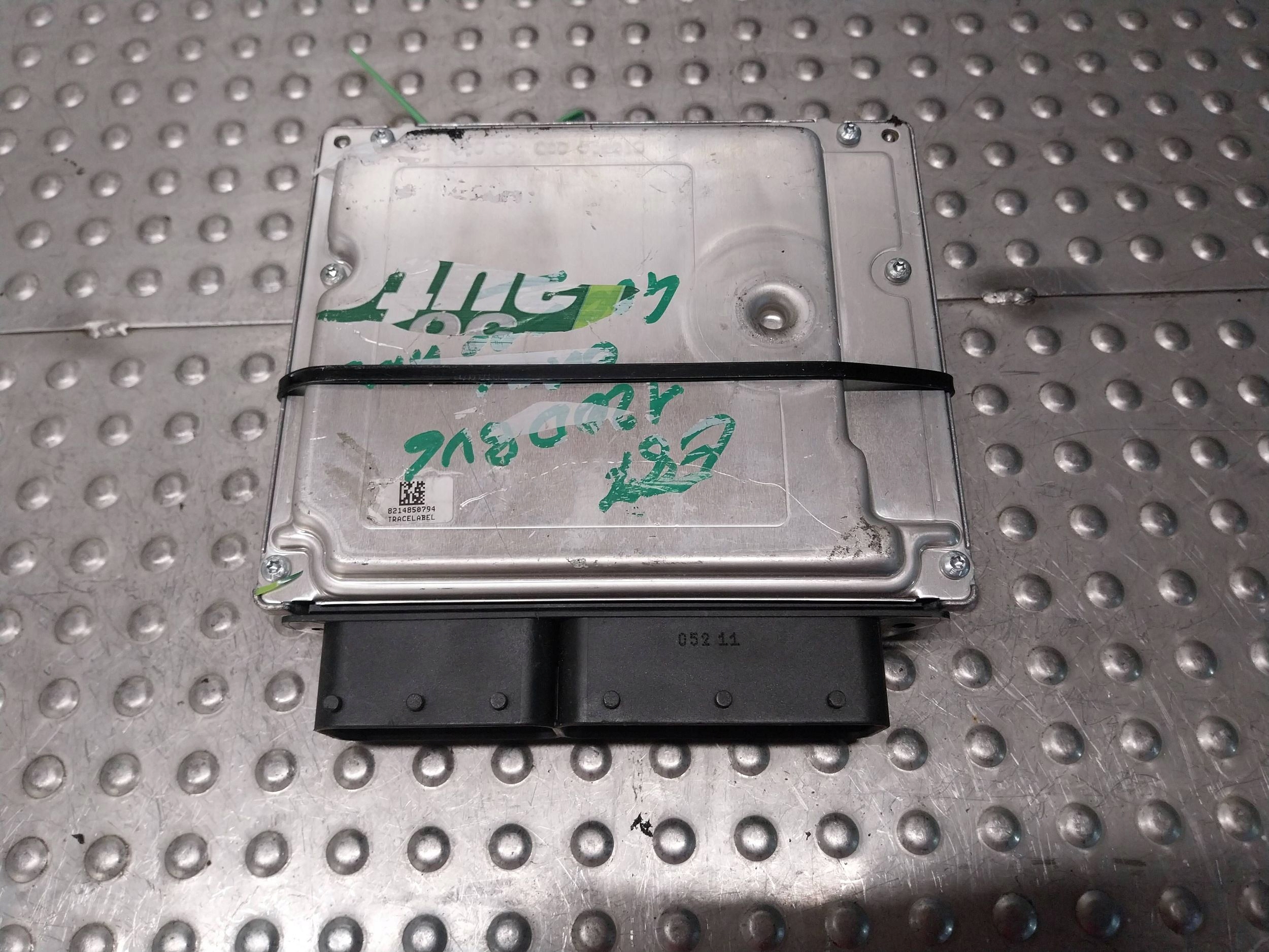 computer control unit of the engine 7811701 0281015042 BMW E81 E82 E87 E90 E91 2.0D