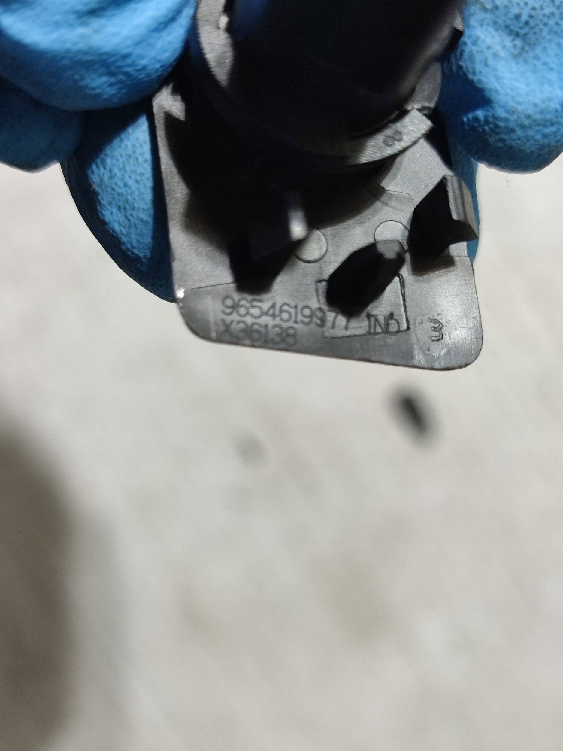 Peugeot 2008 and 2018 sensor naslonecznienia
