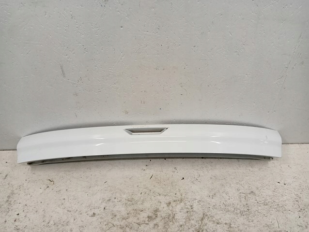 BLENDA NA KLAPE KLAPY BAGAŻNIKA FORD KUGA MK2 LIFT 16-