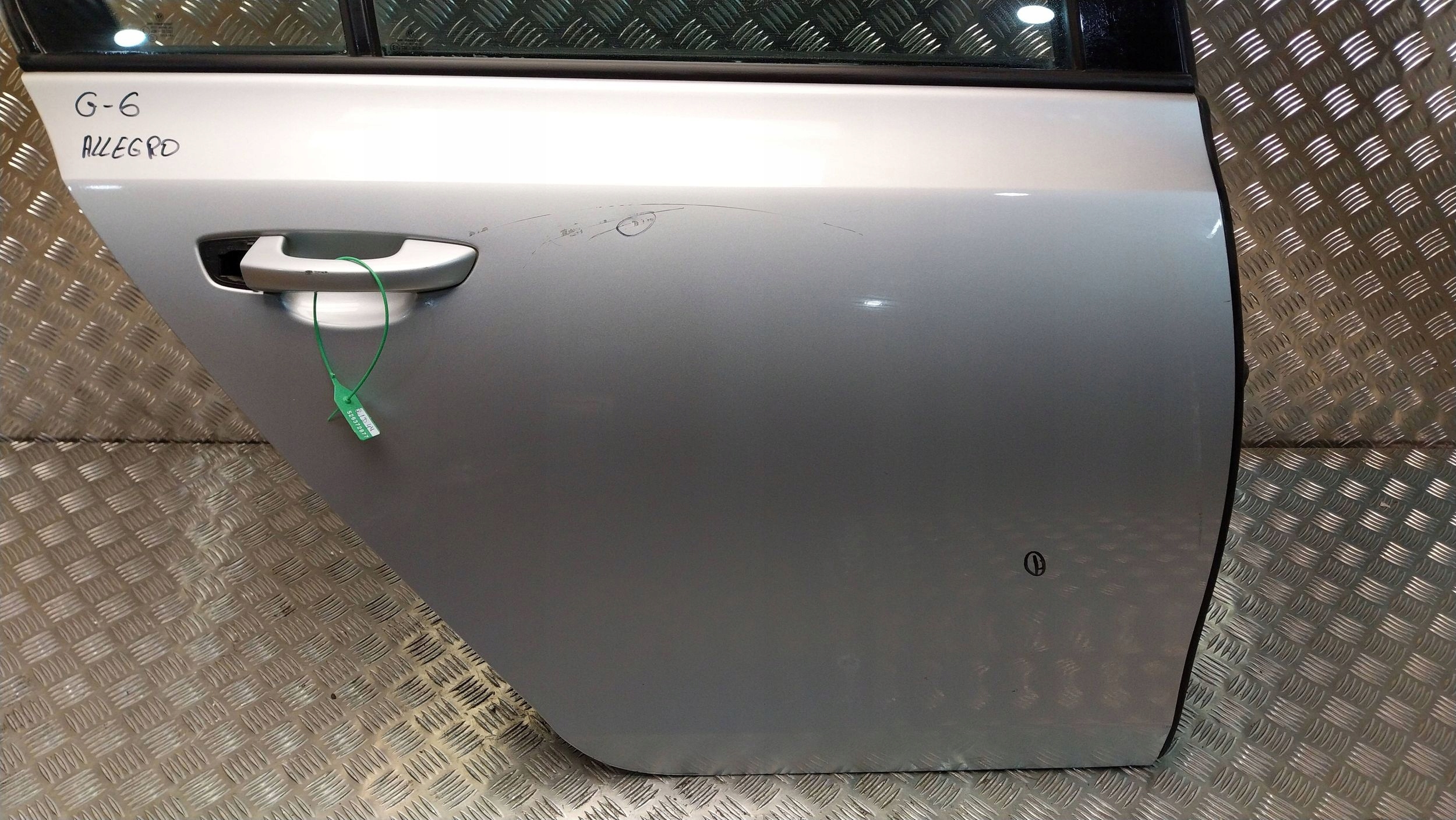 Tür heck rechts VW GOLF VI 08