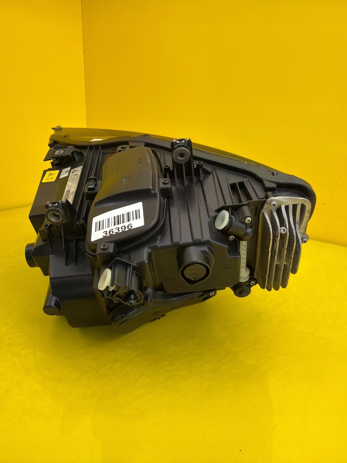 light right front BMW I8 Laser 7444702-01
