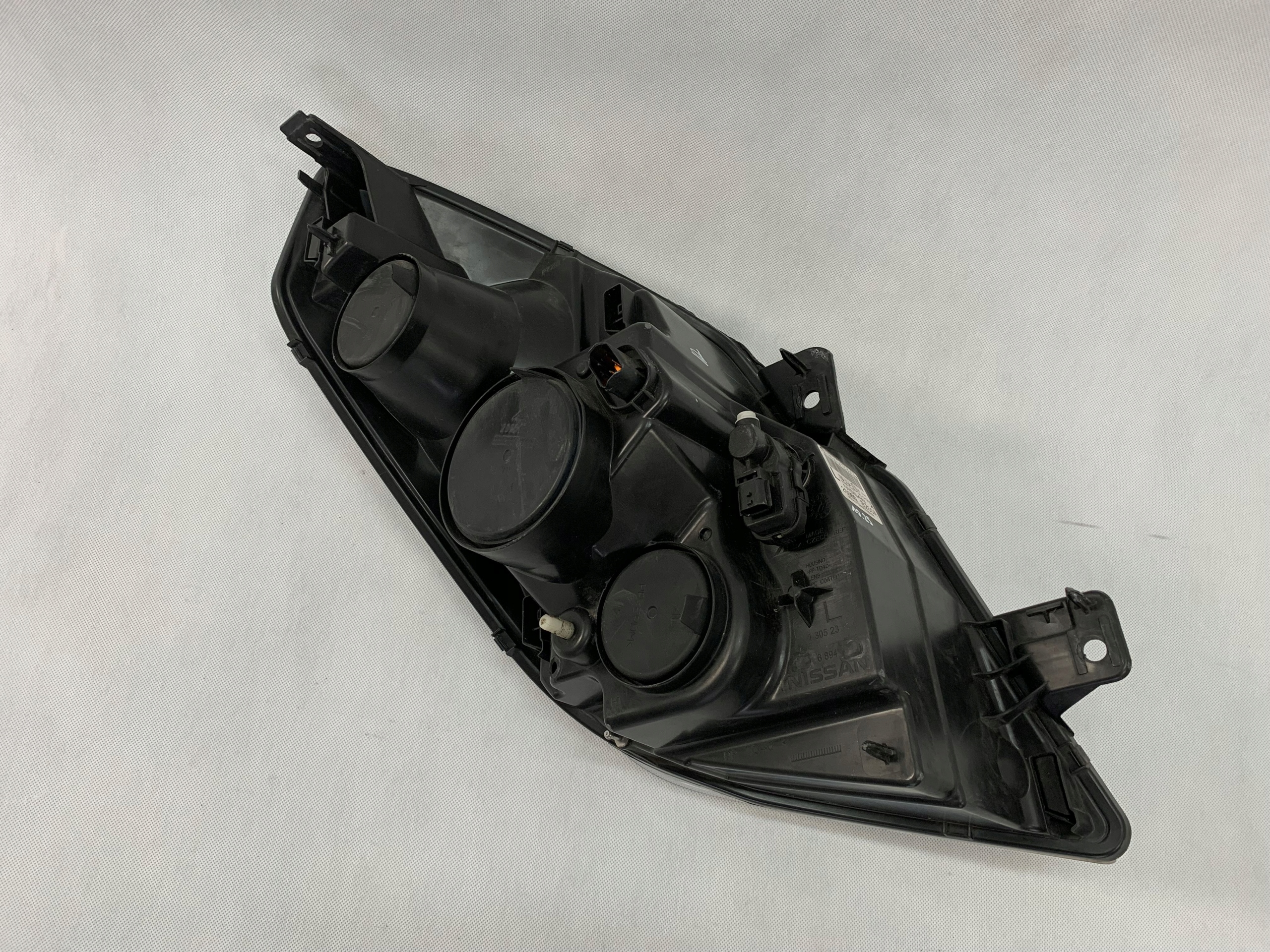 Reflektor left light front Nissan NV400 10-24r 26060BZ50A 10.25