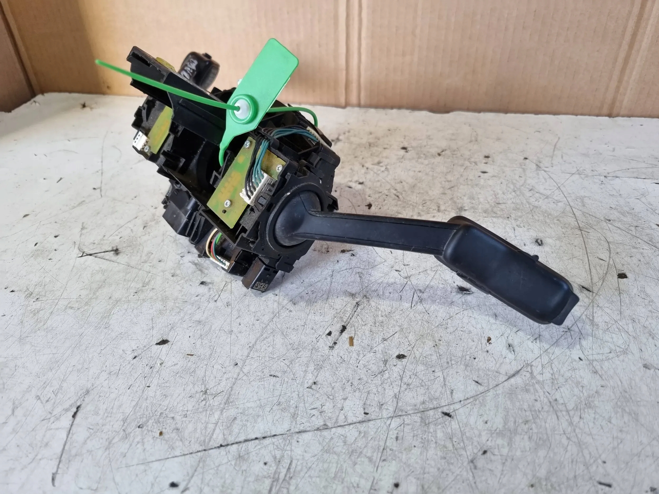 steering wheel levers and controls control ring 5Q0953507GS VW GOLF VII TOURAN III