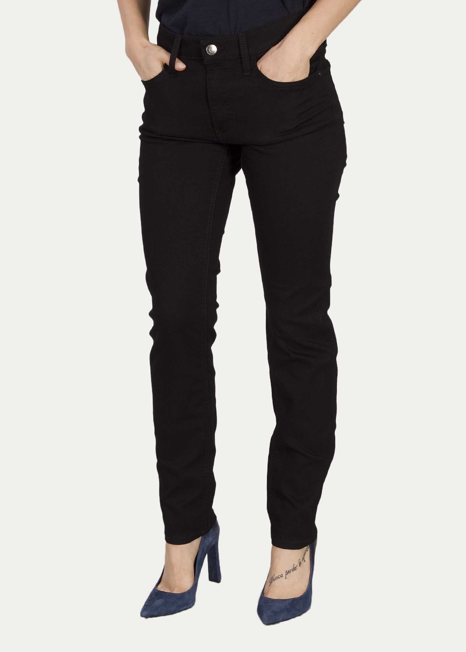 Mustang Rebecca 490 Black