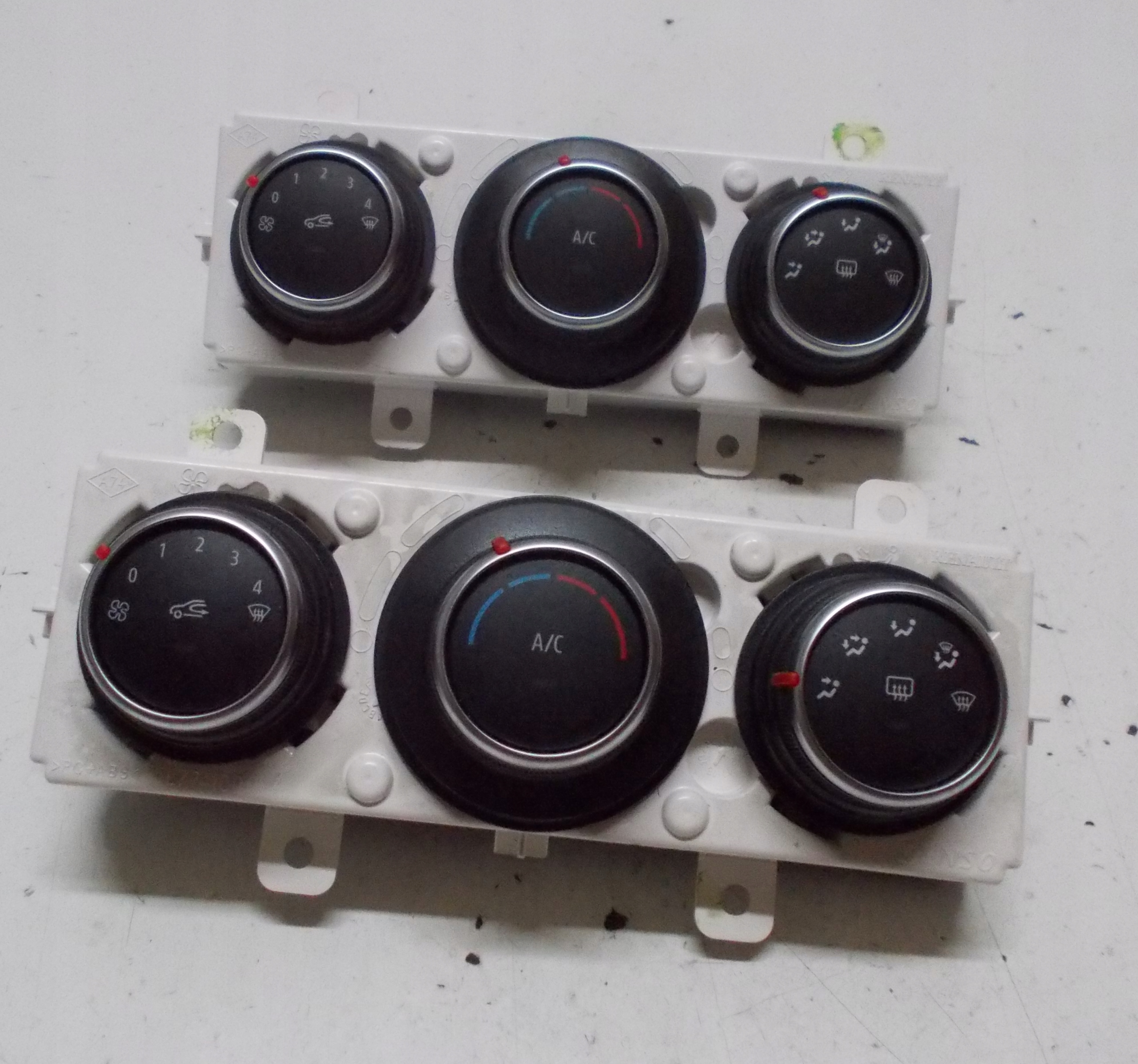 RENAULT MASTER III LIFT Unite commande clima 275106521R