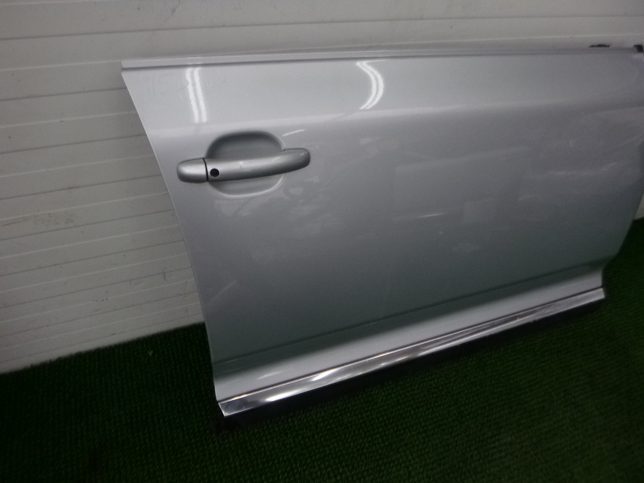 VW TOUAREG 7L 02- door front right front LA7W
