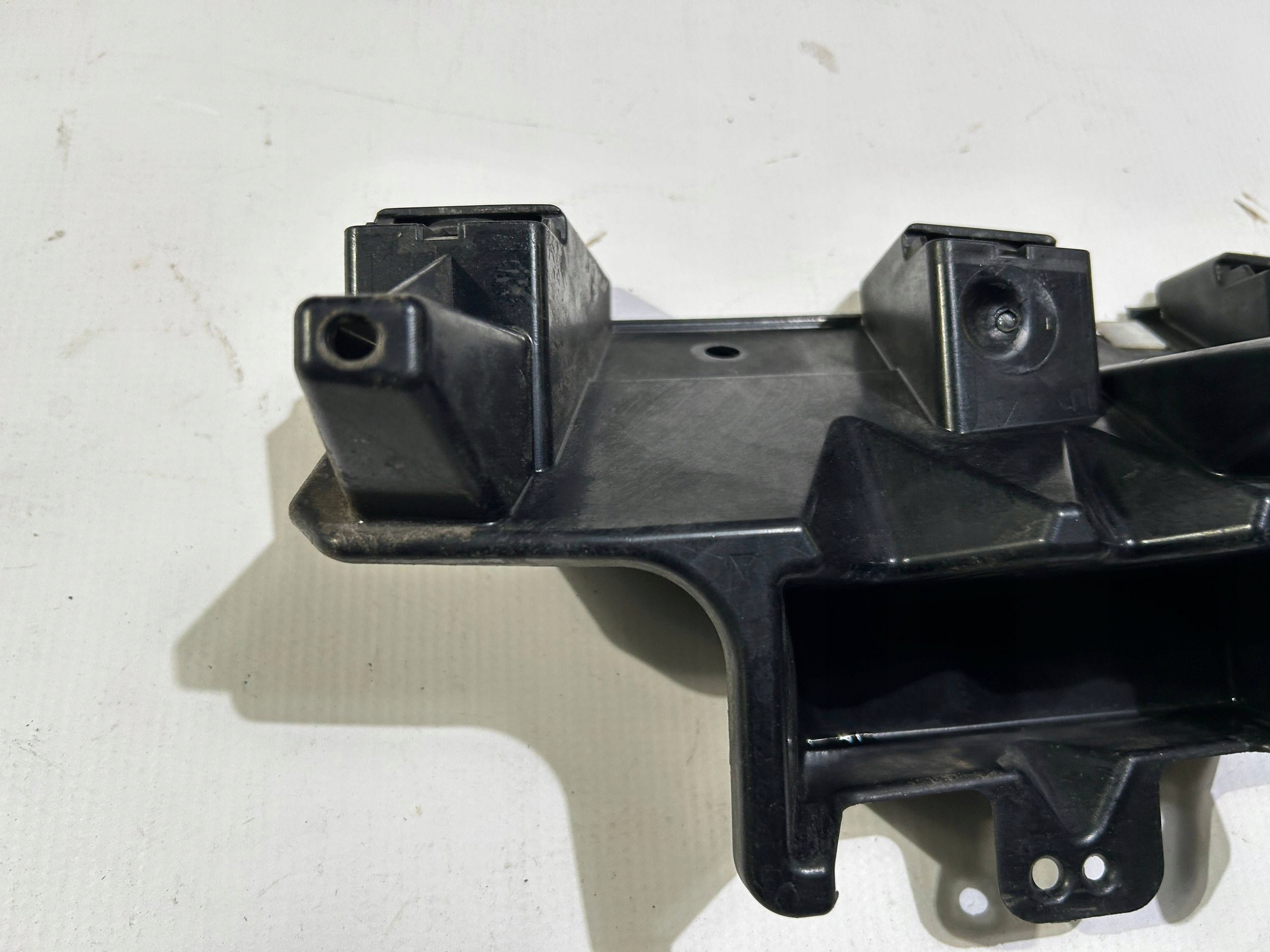 Support plaque Poignée Support Droite Pare choc Avant Avant Ford Mustang 2015