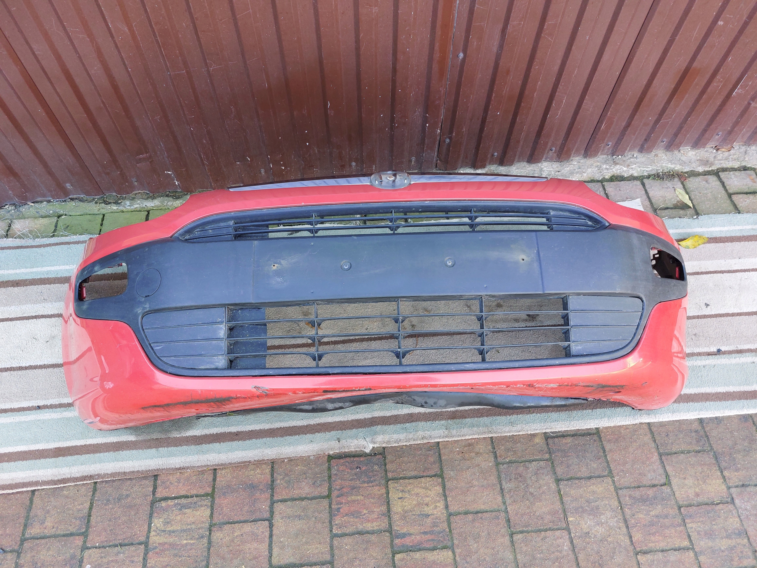 front bumper front FIAT PUNTO EVO 2009-12 red