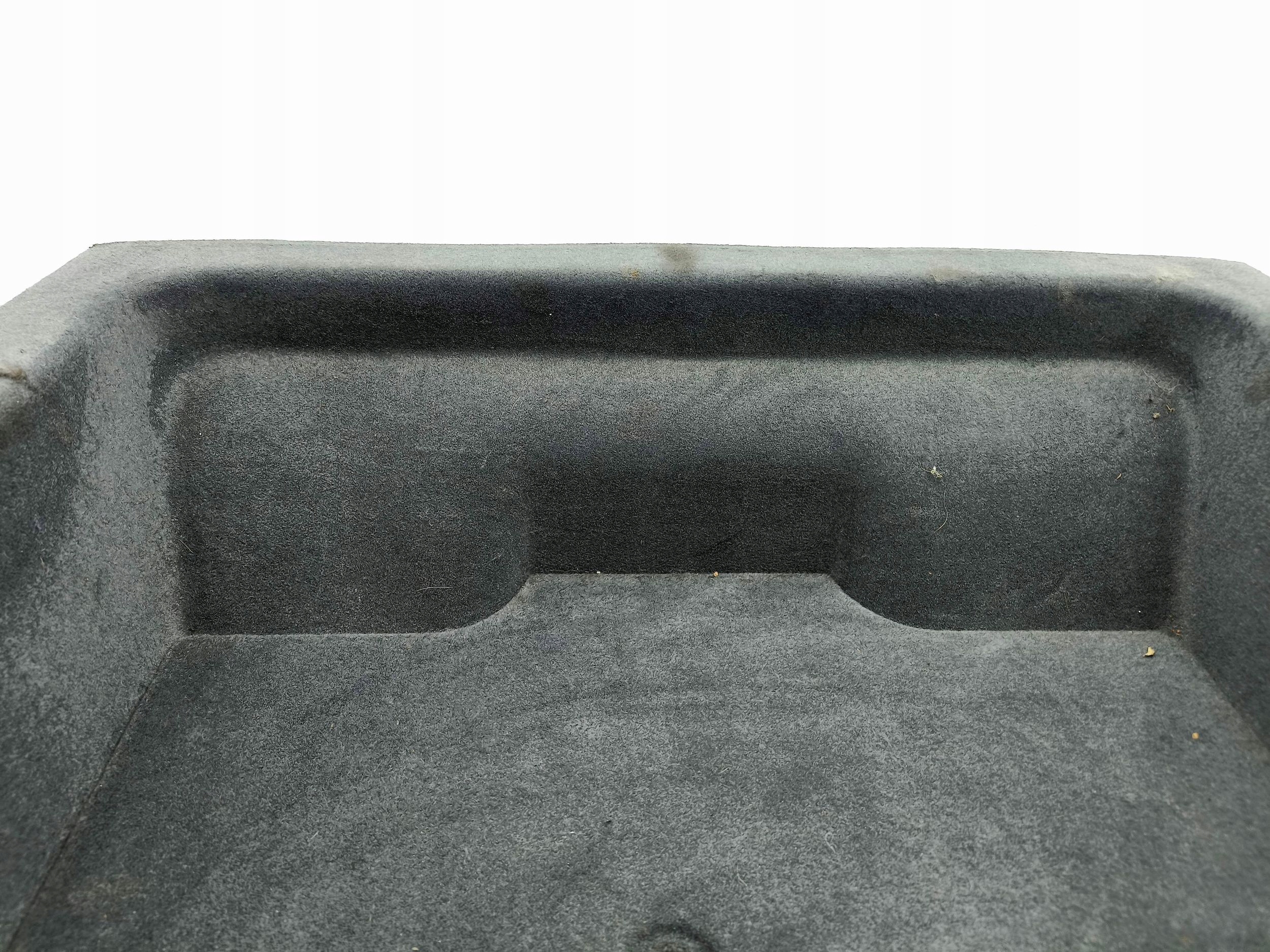 MASERATI QUATTROPORTE 2005 багажника