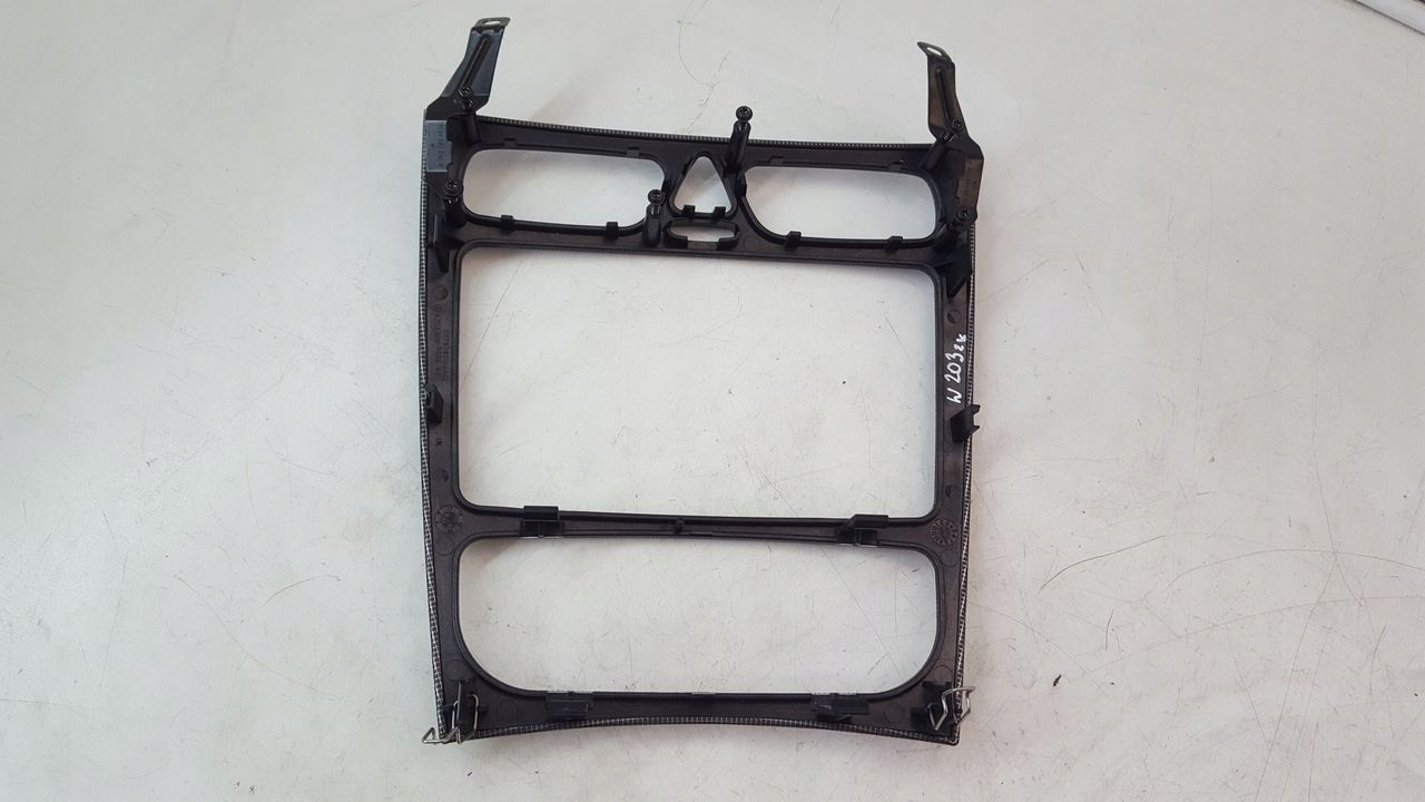 Cendrier Châssis Console Mercedes W203 2,6