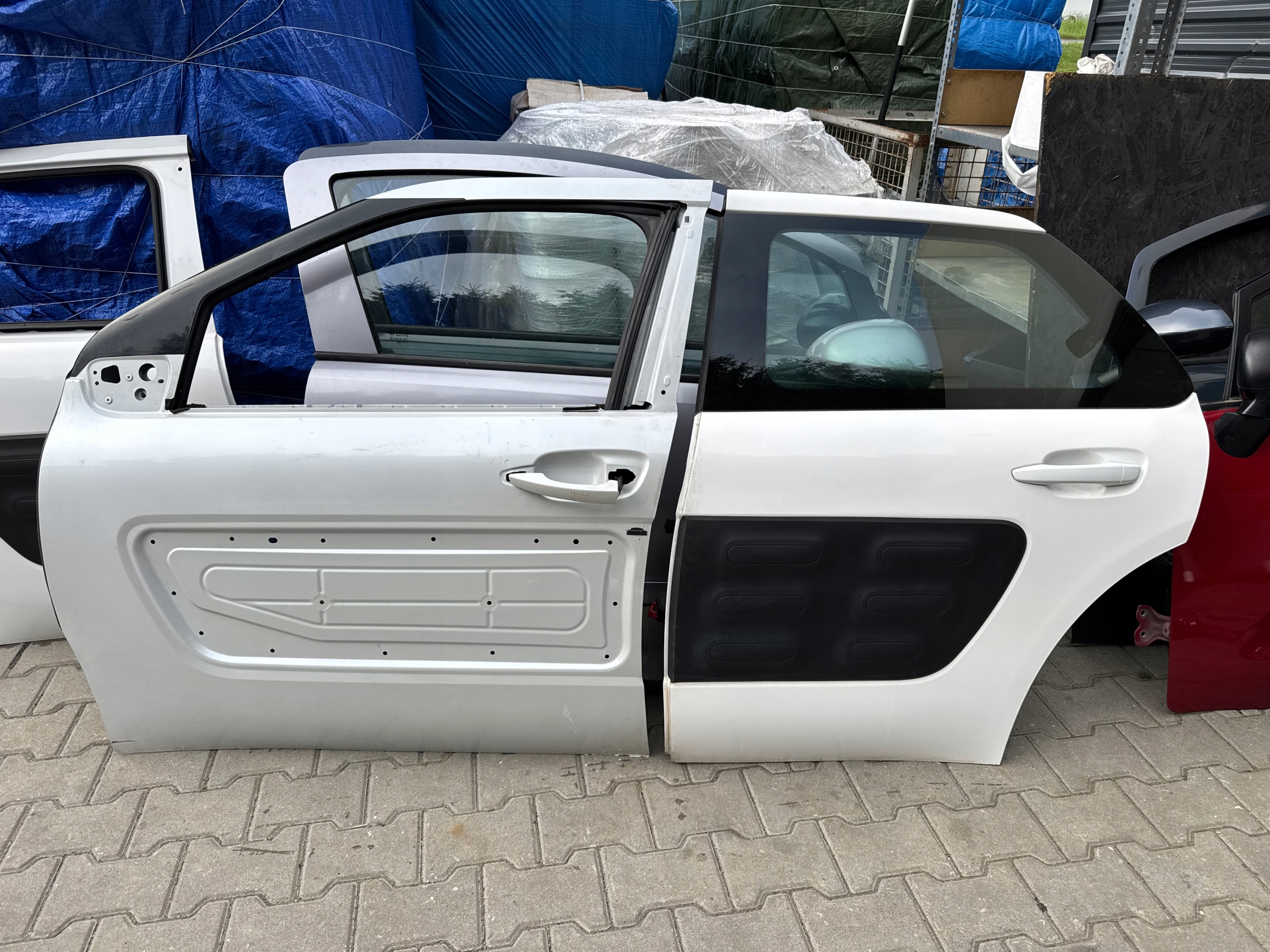 CITROEN C4 CACTUS door left front rear part left side KOMPLET