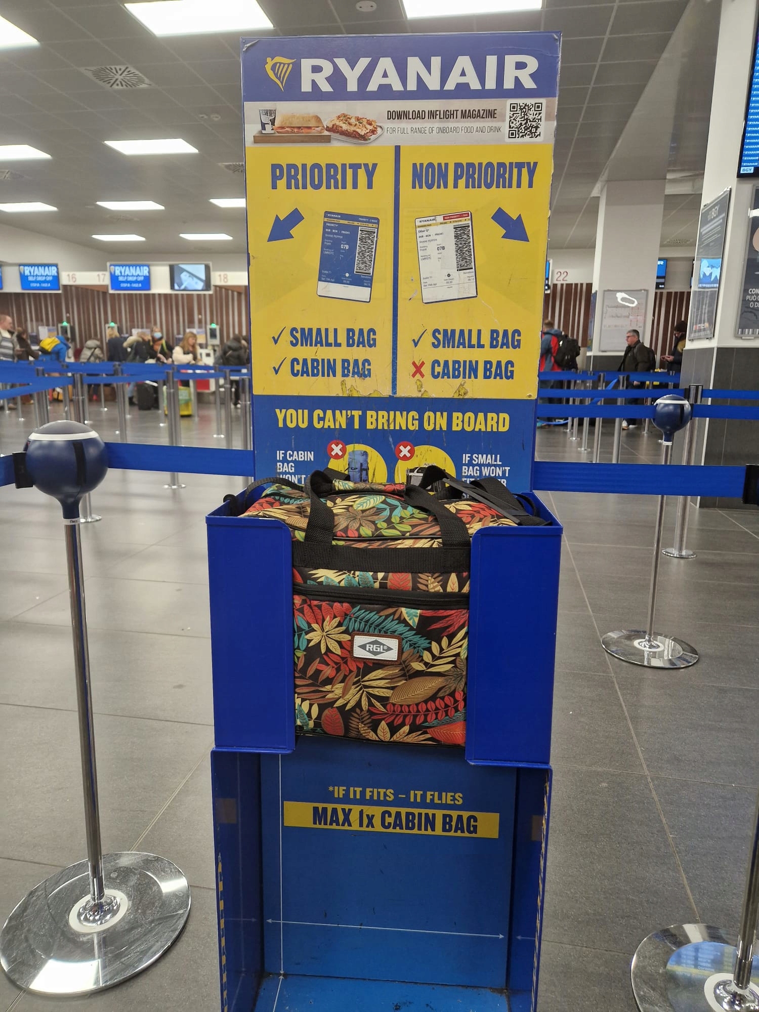 PLECAK TORBA NA BAGAŻ PODRĘCZNY TURYSTYCZNY 40X20X25 Długość paska 1 cm