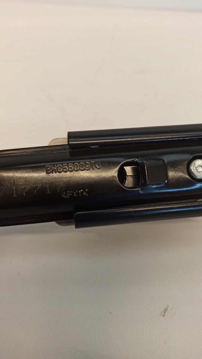 suzuki SWIFT MK8 Регулировка ремня BHC560097J