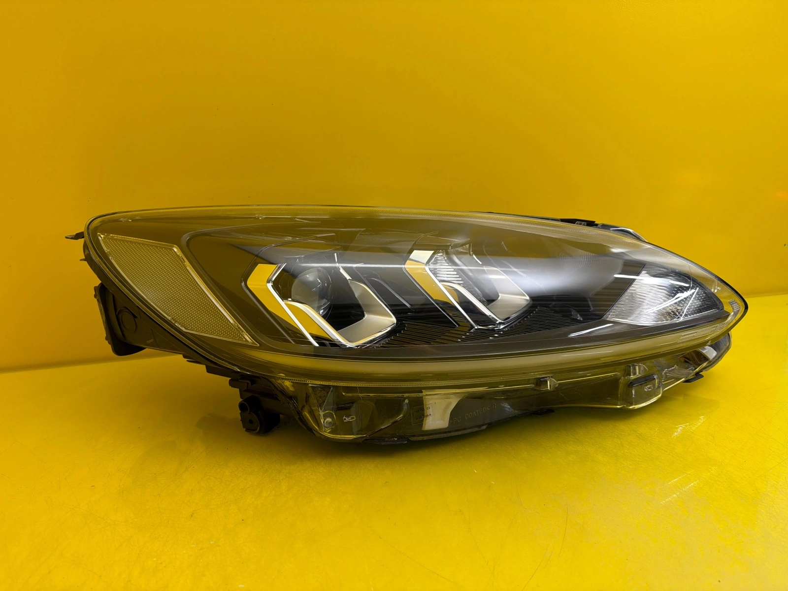light right front Ford Kuga III MK3 Full Led LV4B-13W029-AF 2020