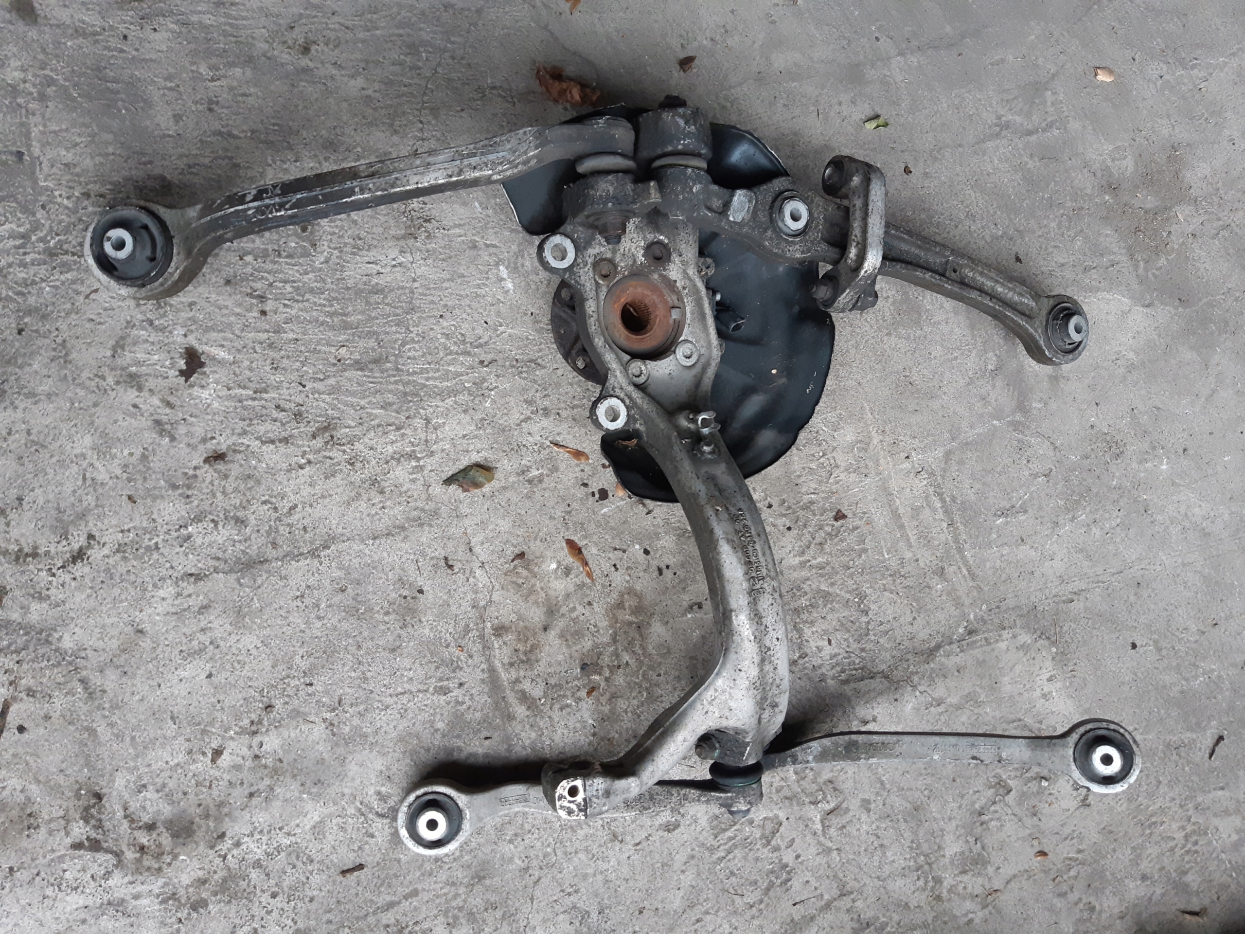 AUDI A6 C6 swing right front right front 4F0258